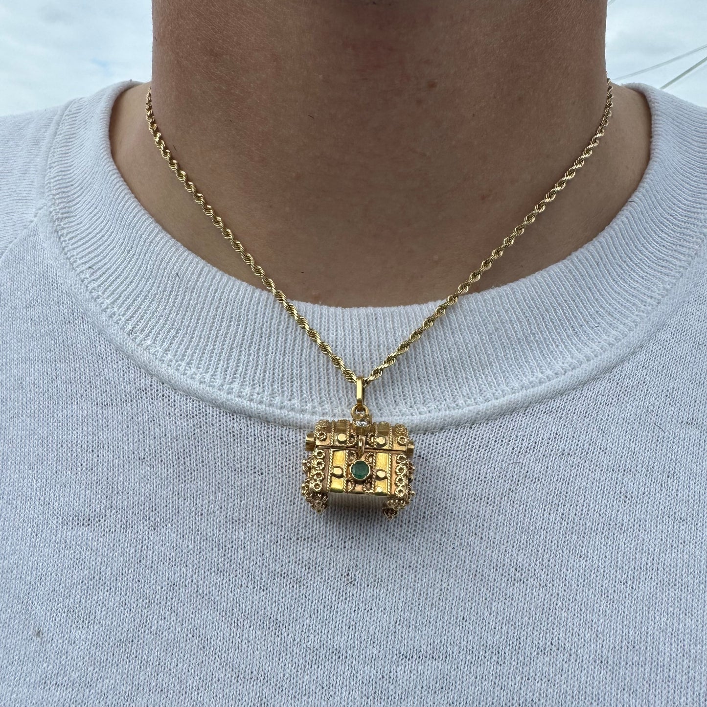 Mid-Century 18k Italian Yellow Gold Natural Emerald And Diamond Treasure Chest Pendant