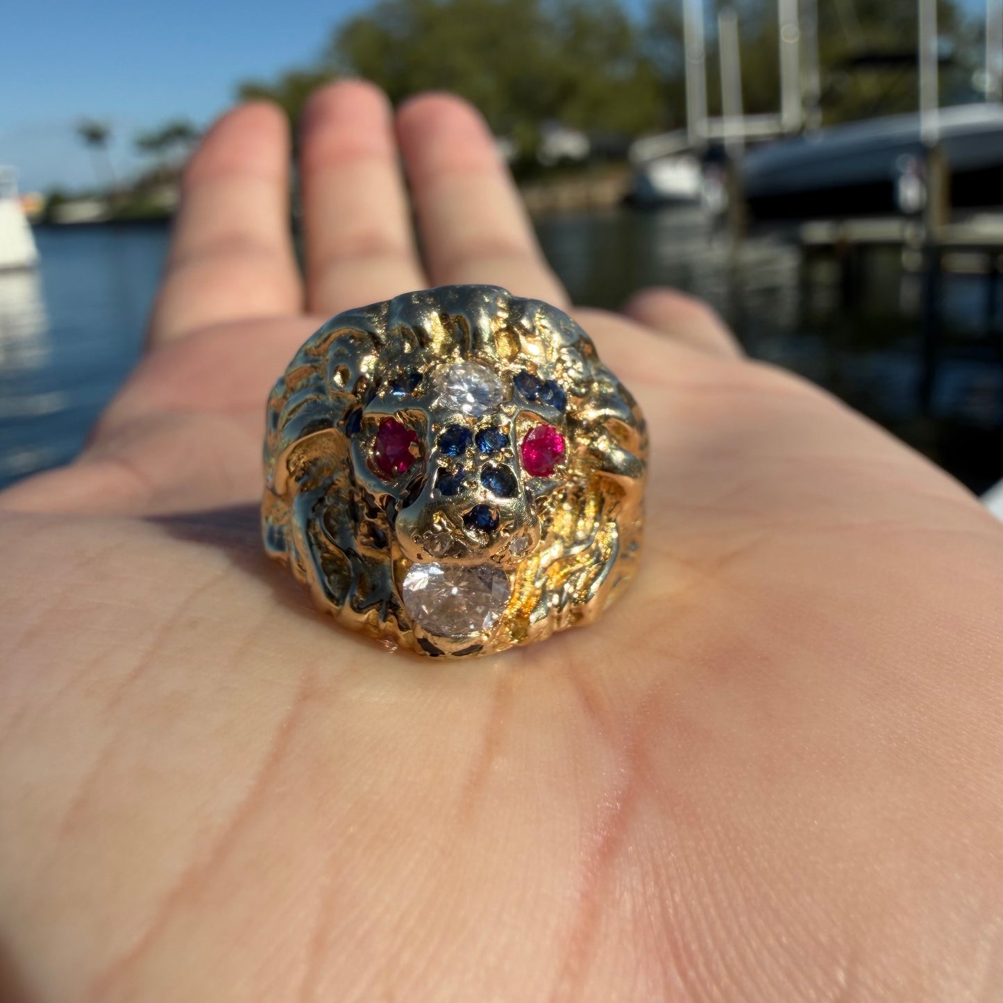 Vintage Solid 14k Yellow Gold Natural Diamond And Sapphire Encrusted Lion Ring (10.5)