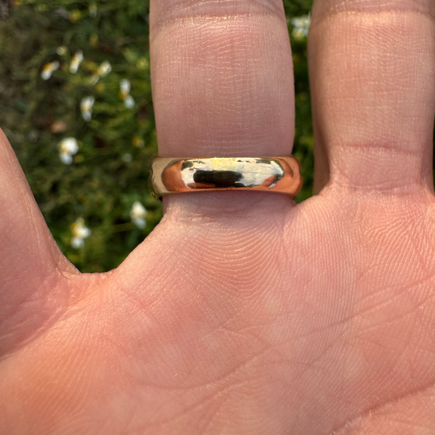 Vintage Solid 18K Yellow Gold 1.75CTW Old Euro Cut Diamond Kentucky Cluster Gents Ring (8.5)