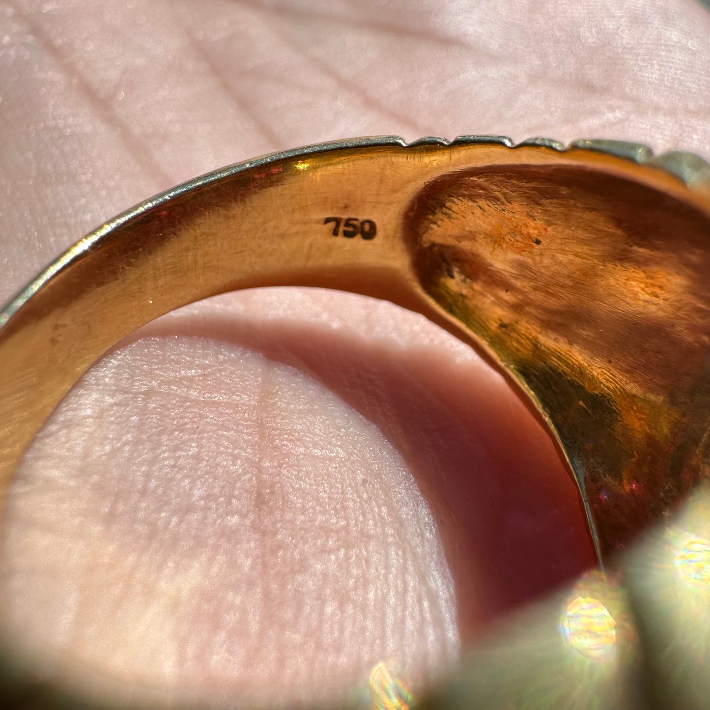 Vintage 18k Yellow Gold Natural Diamond And Ruby Signet Ring (9)