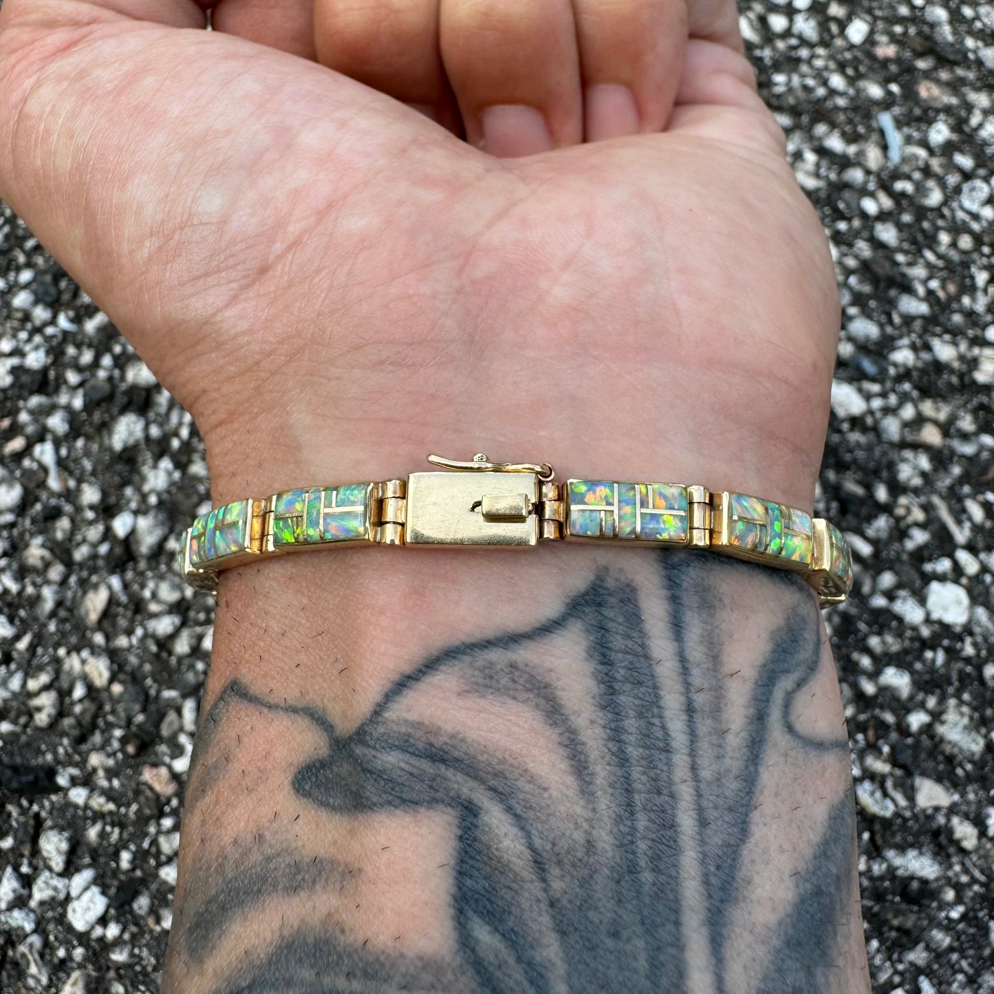 Vintage 14k Yellow Gold Mosaic Cut Opal Inlaid Bracelet (7.25”)