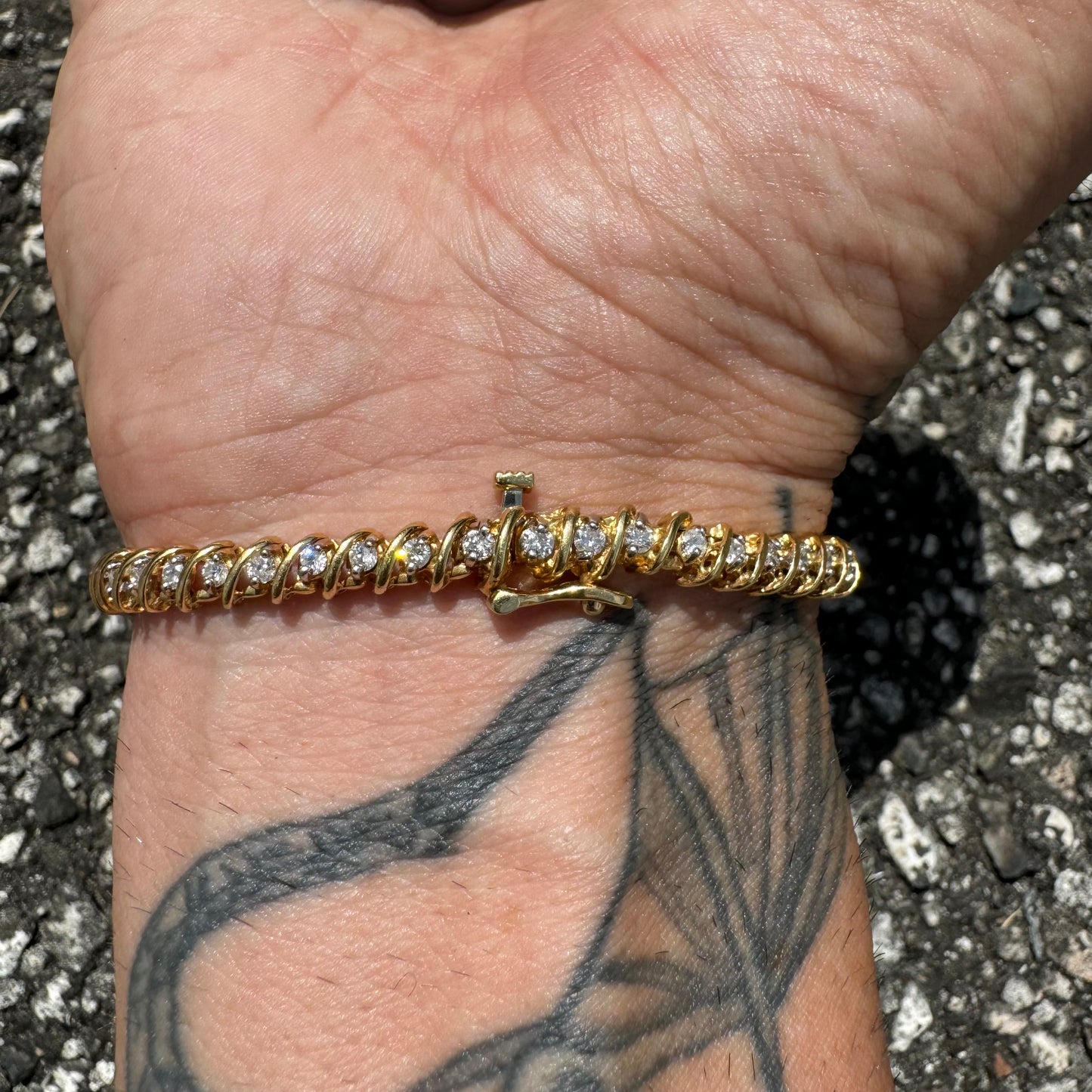 Vintage Solid 18k Yellow Gold 2.0ctw Natural Diamond Tennis Bracelet (7.25”)