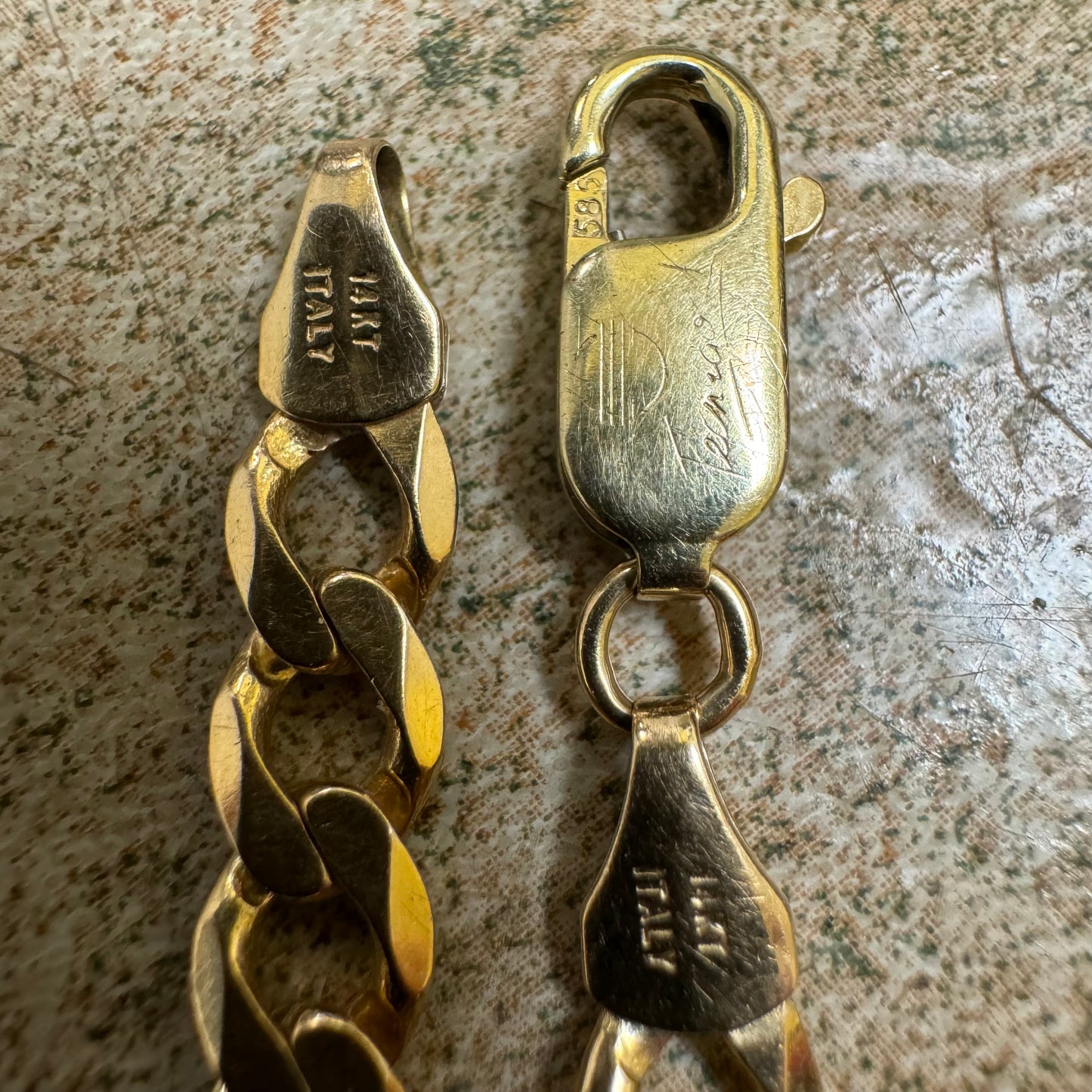 Vintage Solid 14k Yellow Gold Italian Designer Knife Edged Cuban Link Bracelet (8.25”)