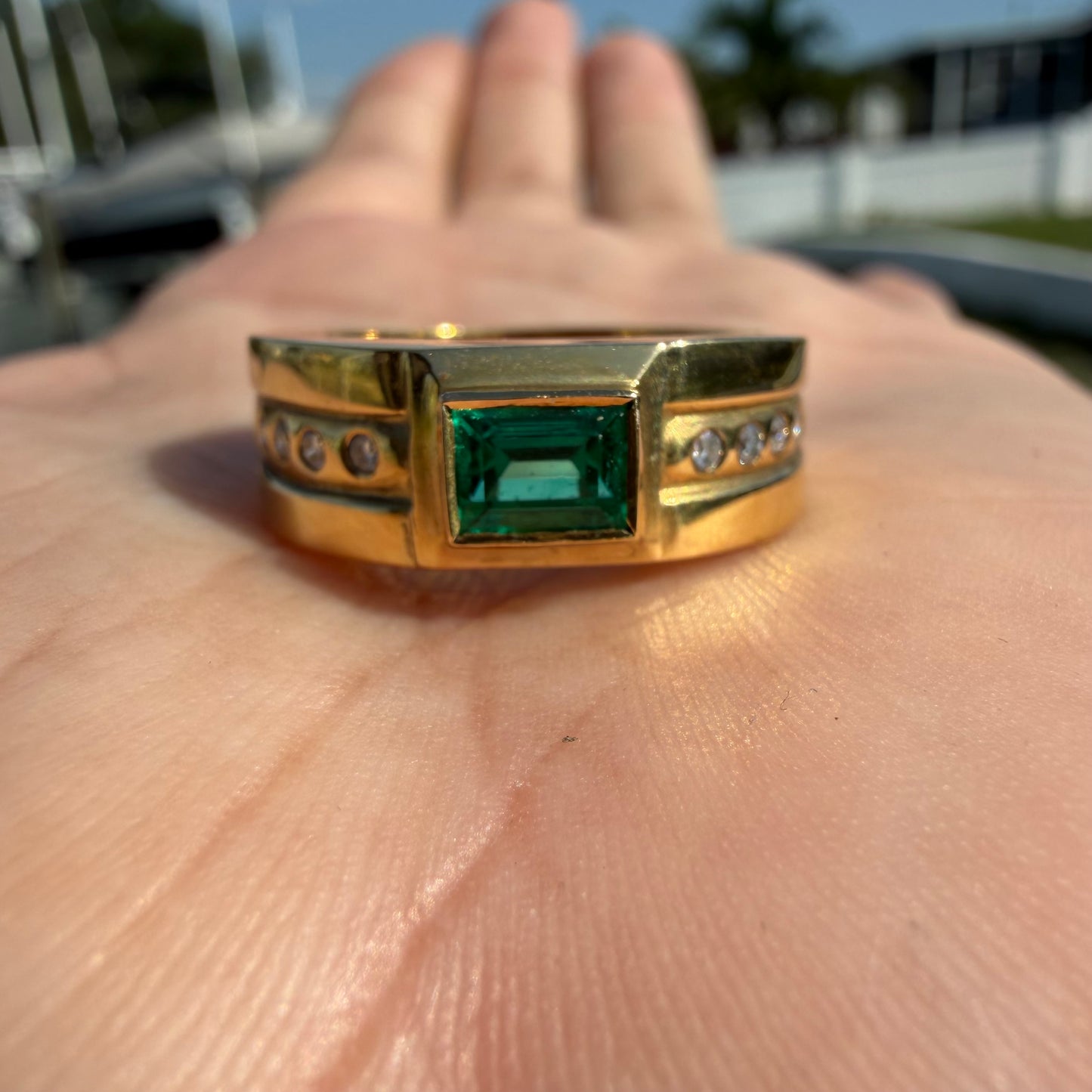1980’s New Old Stock Solid 18k Yellow Gold 1.0ctw Natural Columbian Emerald and VS Diamond Ring (7)