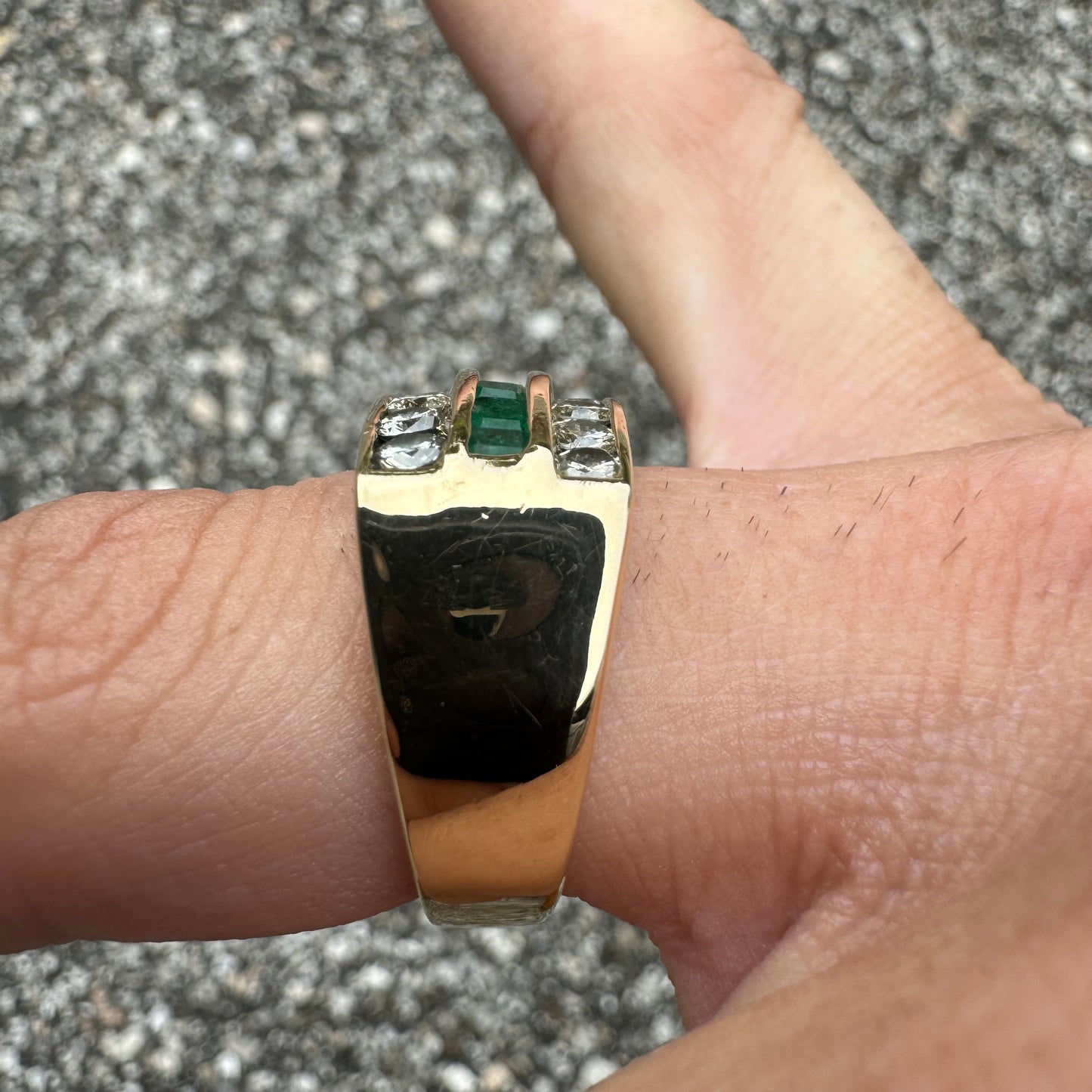 Vintage 14k Yellow Gold Custom Made 1.8ctw Natural Diamond And .90ctw Columbian Emerald Ring (8)