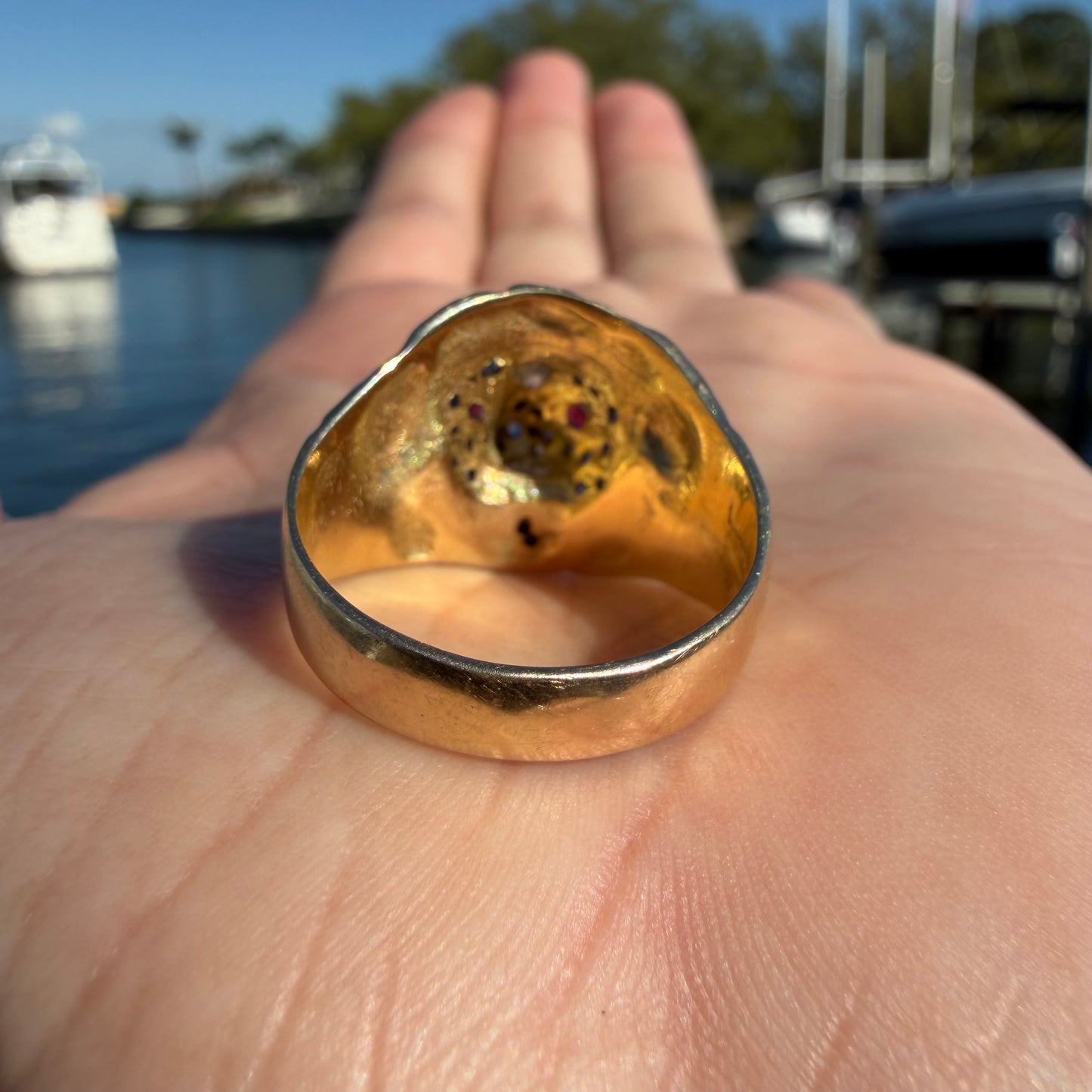 Vintage Solid 14k Yellow Gold Natural Diamond And Sapphire Encrusted Lion Ring (10.5)