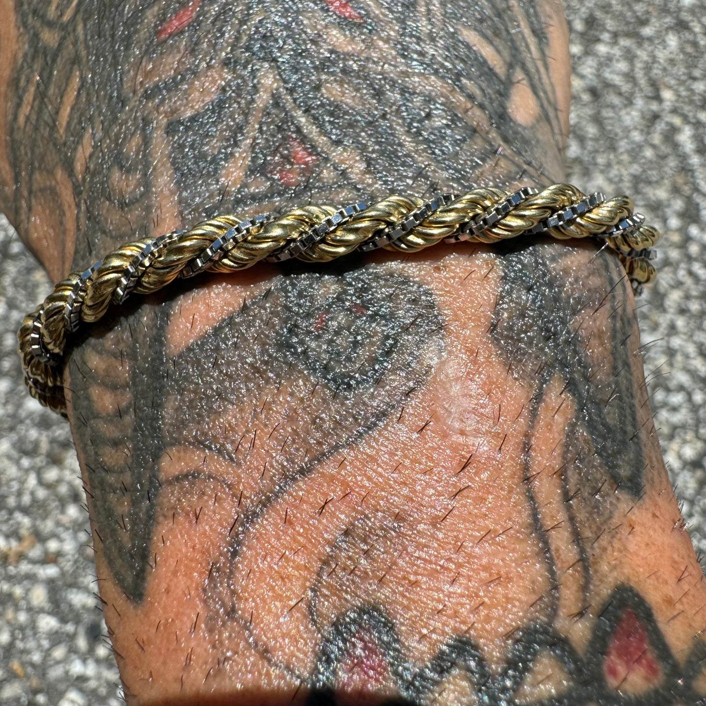 Vintage 18k Two-Tone Italian Designer Interwoven Box Link Rope Bracelet (7.5”)