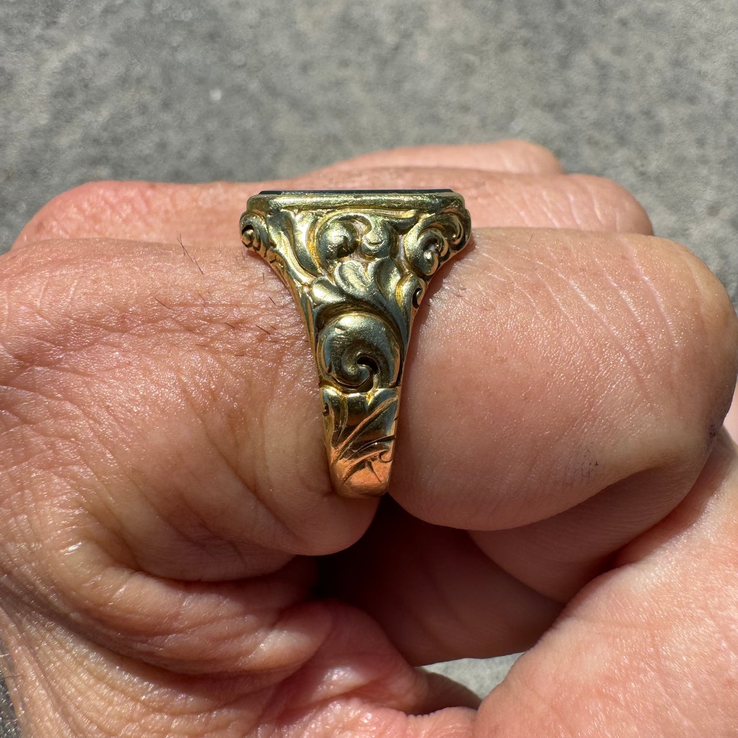 Antique Art Nouveau Solid 18k Yellow Gold Bloodstone Signet Ring (10)