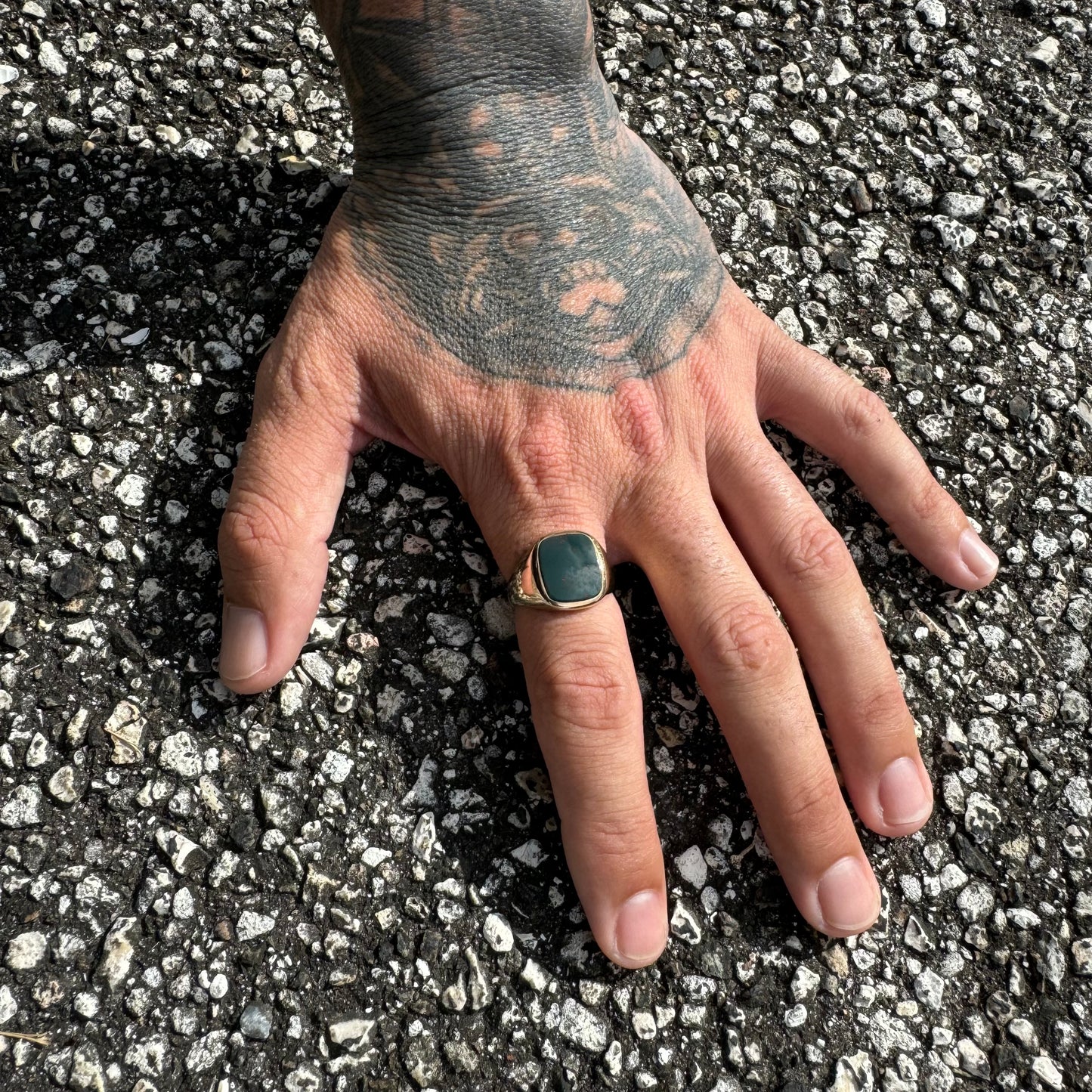 1930’s Bloodstone 10k Yellow Gold Signet Ring (9.25)
