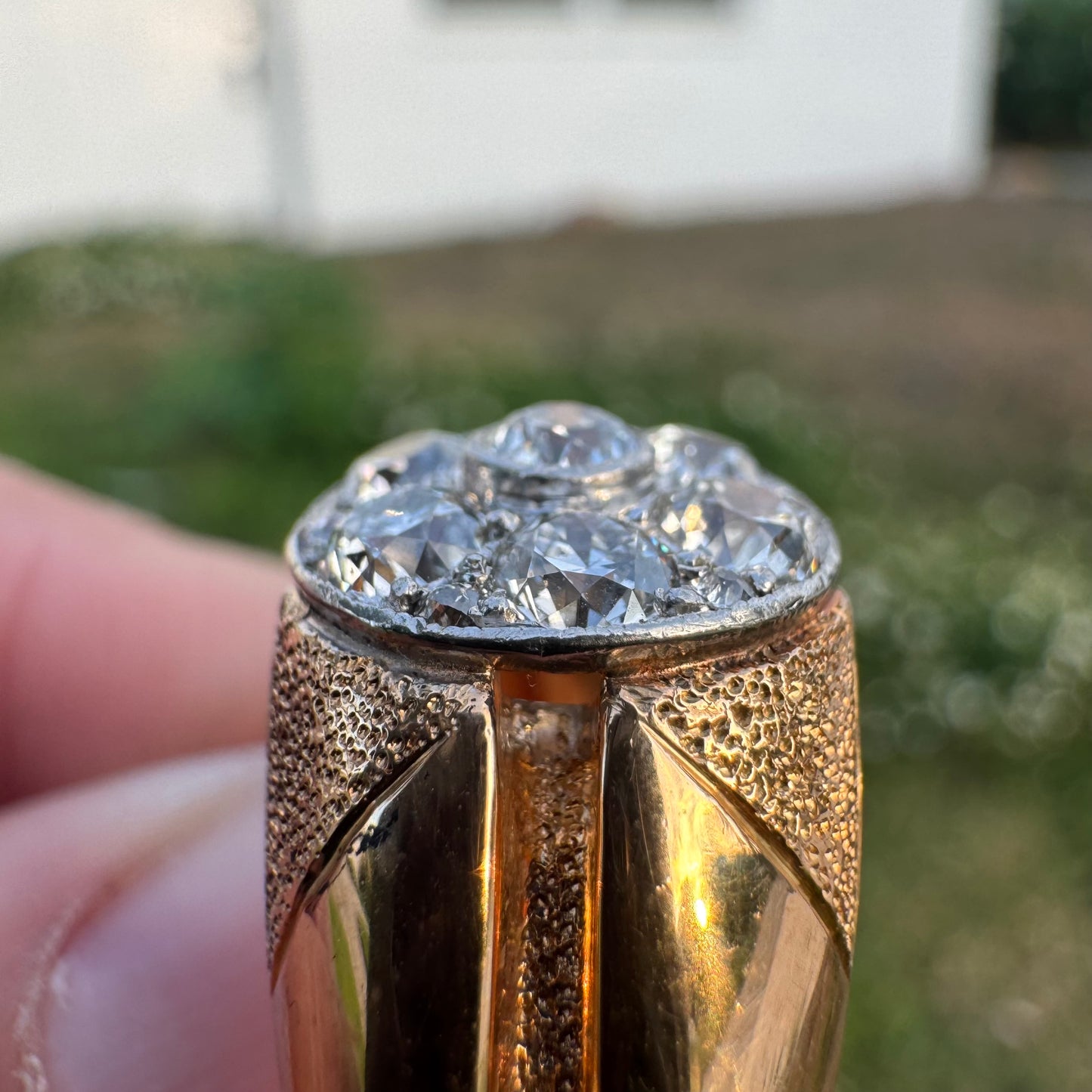 Vintage Solid 18K Yellow Gold 1.75CTW Old Euro Cut Diamond Kentucky Cluster Gents Ring (8.5)