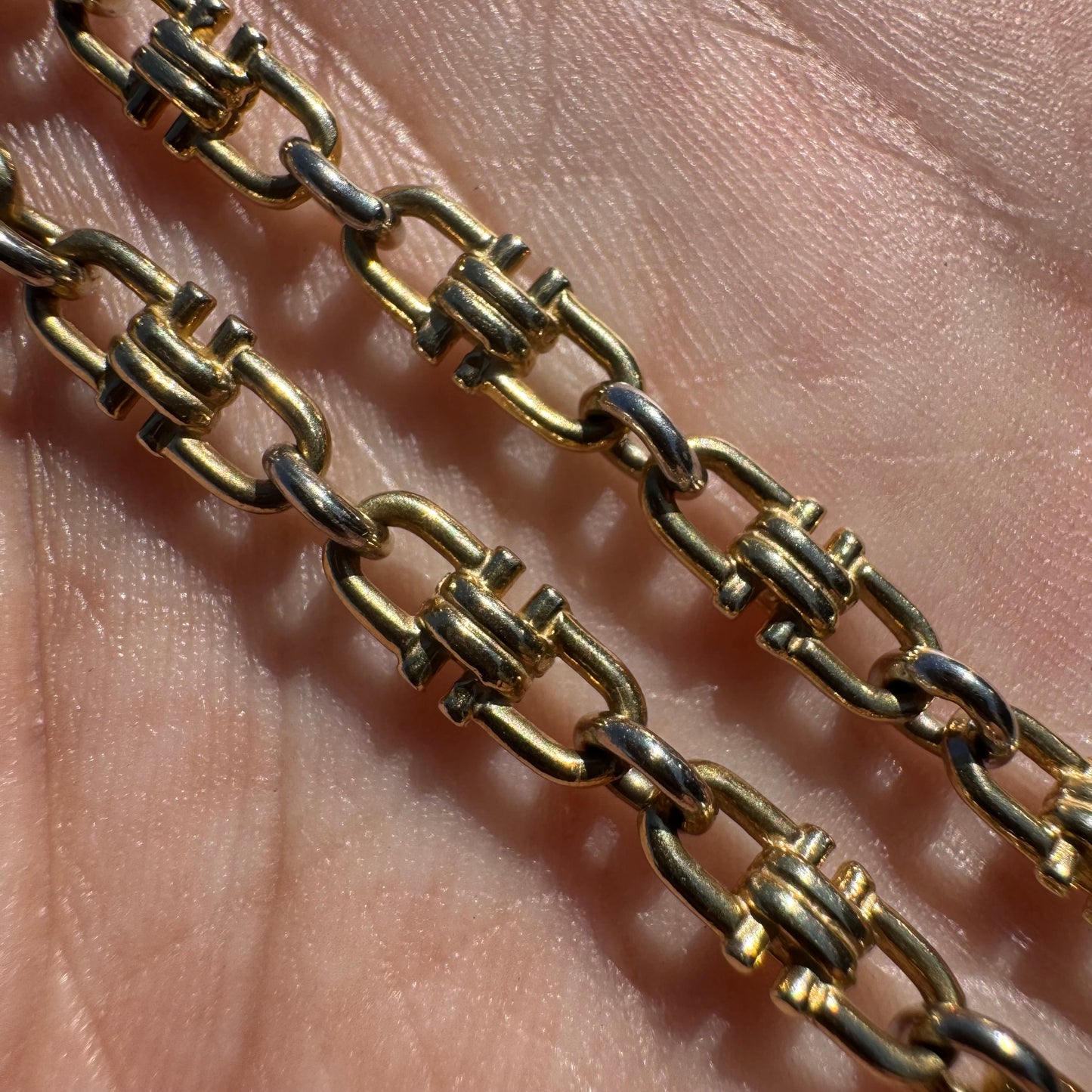 Vintage Auritalia Designer Made Solid 14k Yellow Gold Horsebit Link Necklace (18.5”)