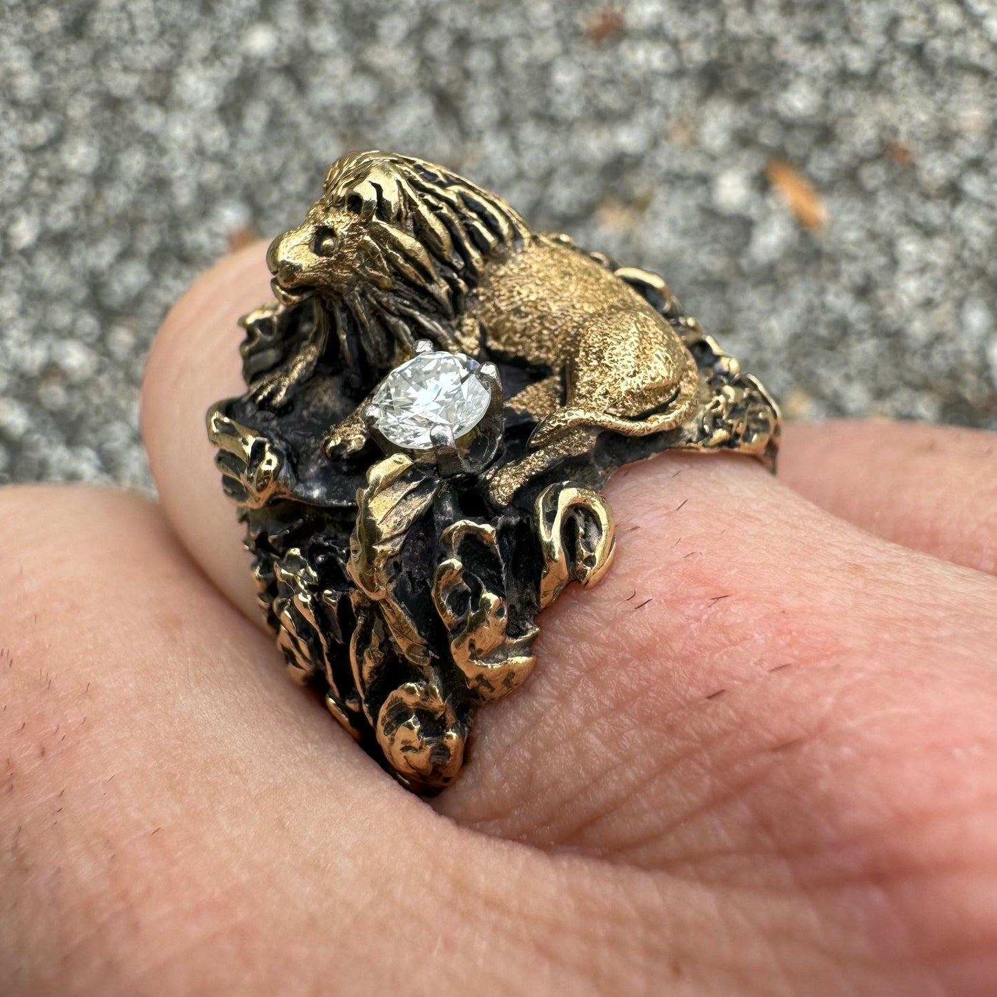 Vintage Solid 14k Yellow Gold .25CT Natural VS Diamond Heavyweight Lion Ring (7.75)