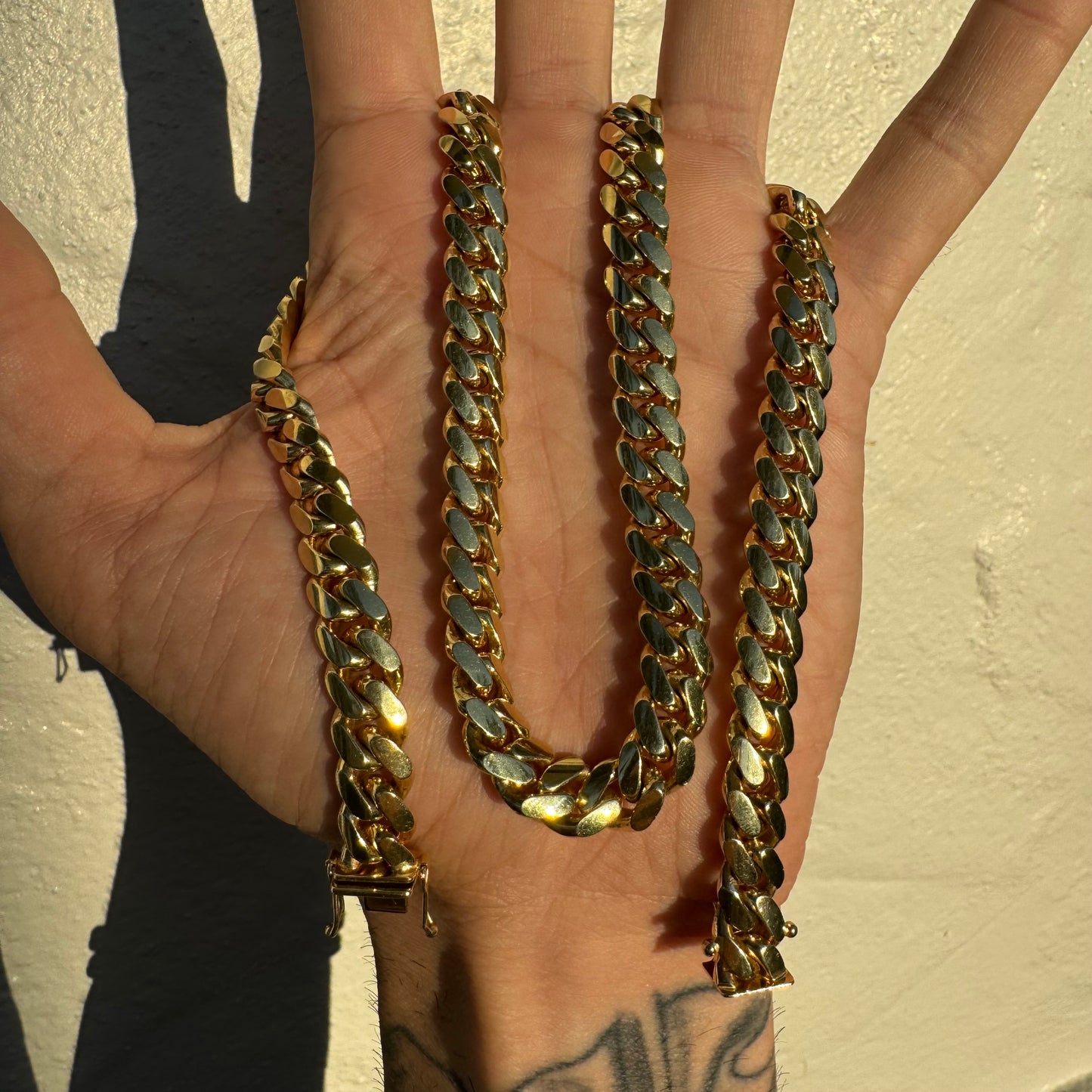Near Mint Condition Solid 14k Buttery Yellow Gold Super Heavyweight Miami Cuban Link Necklace (20”)