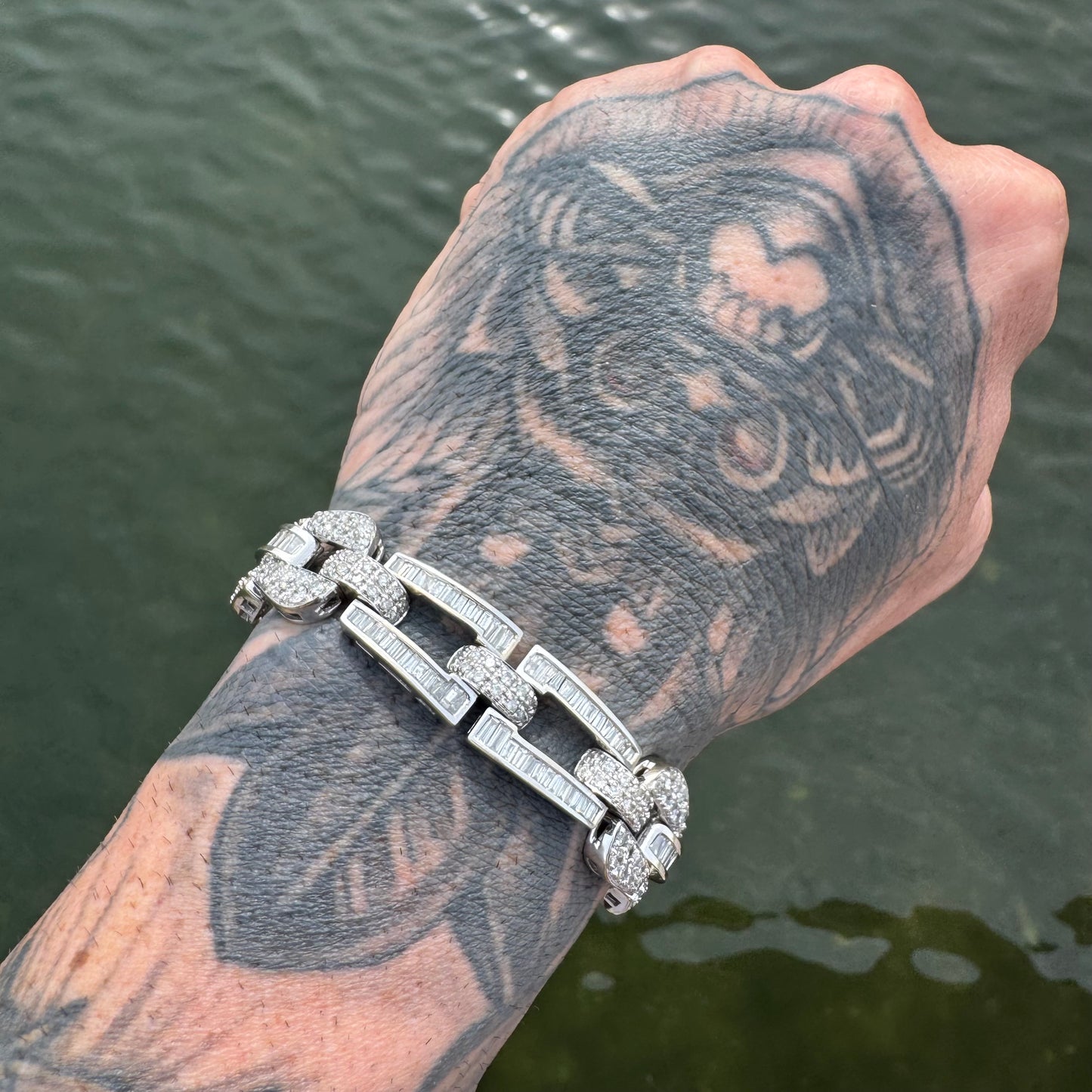 Art Deco Solid 18k White Gold Heavyweight 12.5ctw Natural Diamond Bracelet (8”)