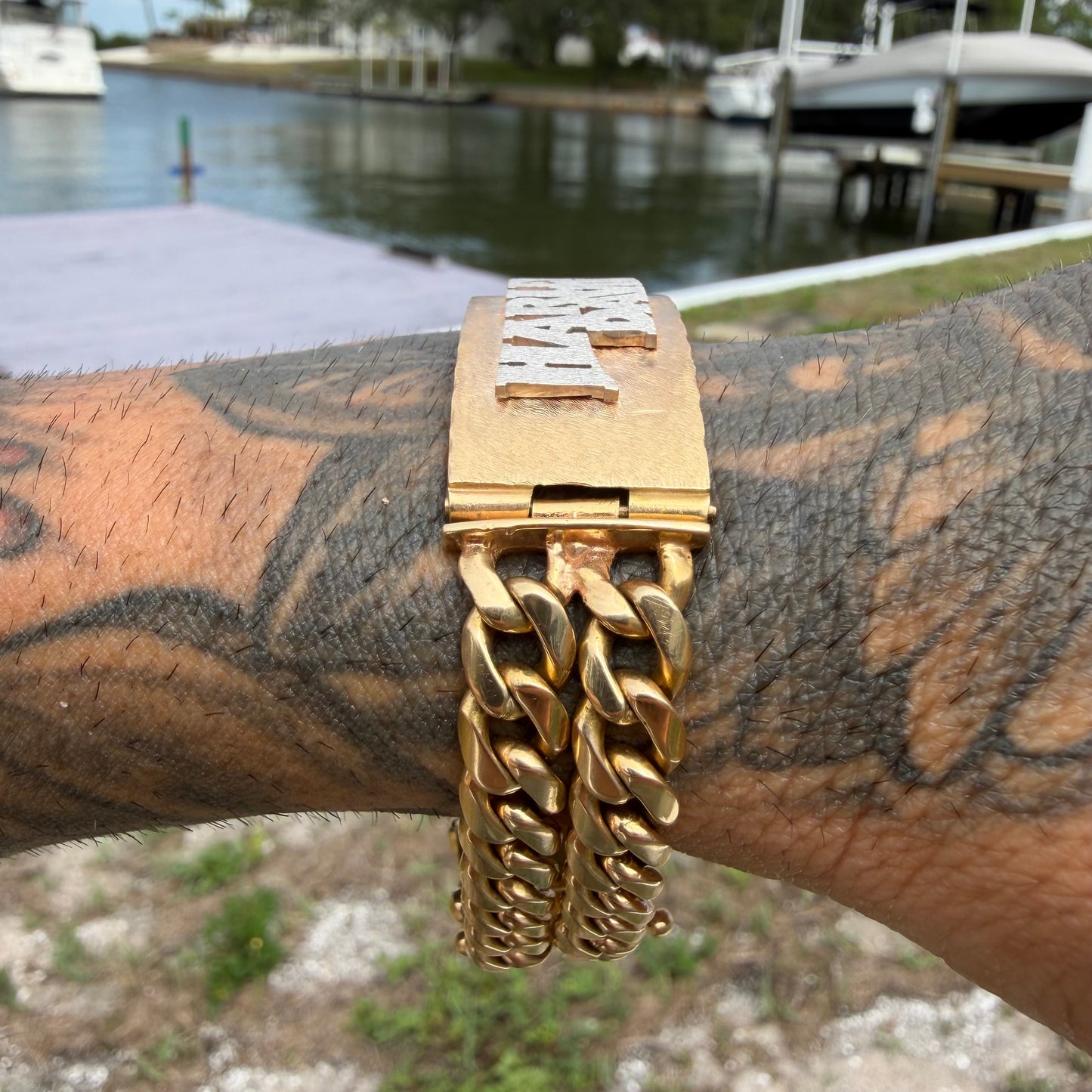 Vintage Solid 18k Yellow Gold Custom Made Heavyweight Harley-Davidson Curb Link ID Bracelet (7.25”)