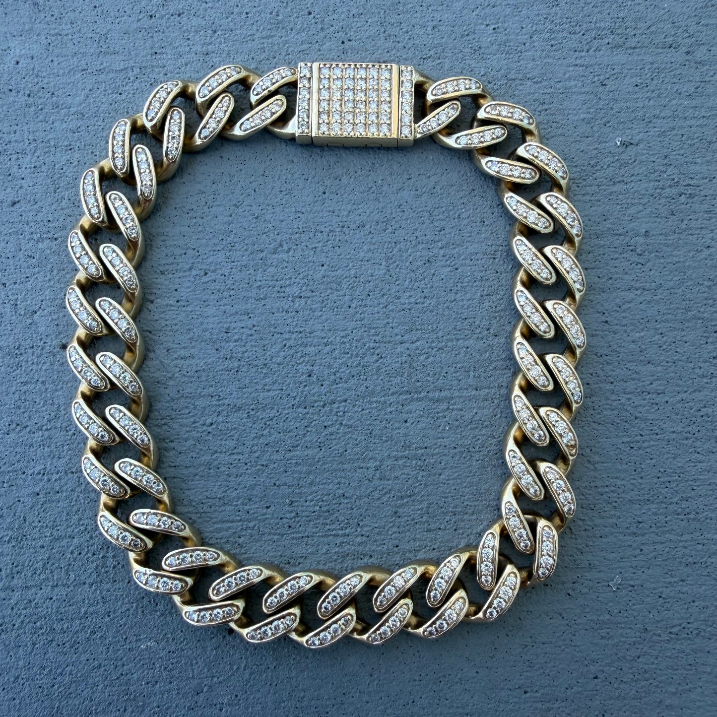 Solid 14k Yellow Gold 5.0ctw Natural Diamond Encrusted Cuban Link Bracelet (8.25”