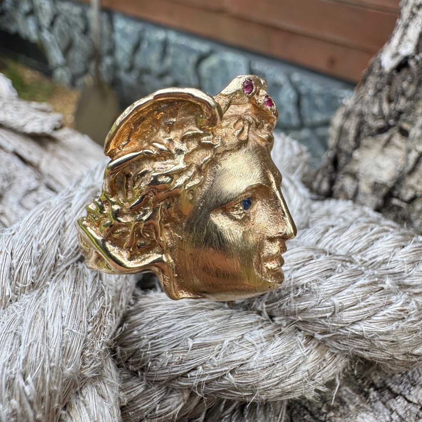 Vintage Solid 14k Yellow Gold Large Heavyweight Medusa Rodanini Ring (9)