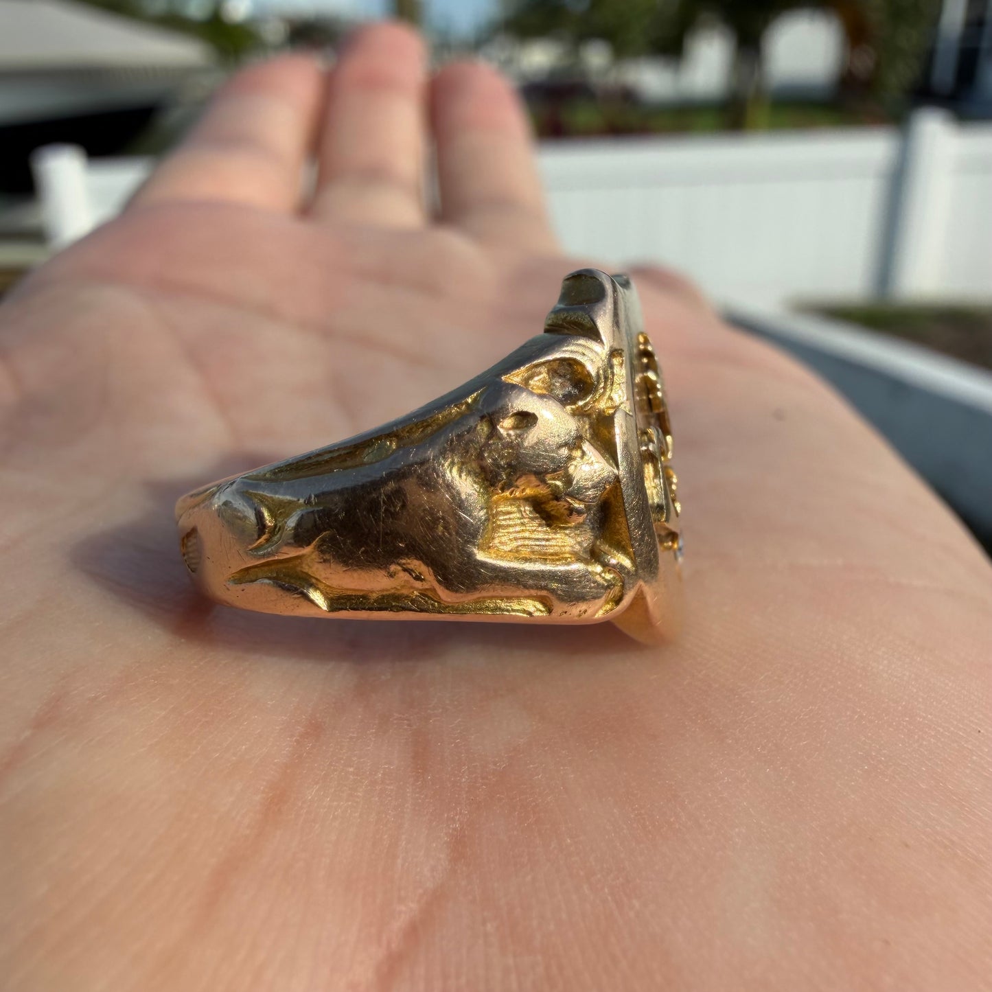 1910’s Solid 14k Yellow Gold Natural Old Mine Cut Diamond Double Lion Signet Ring (7.5)