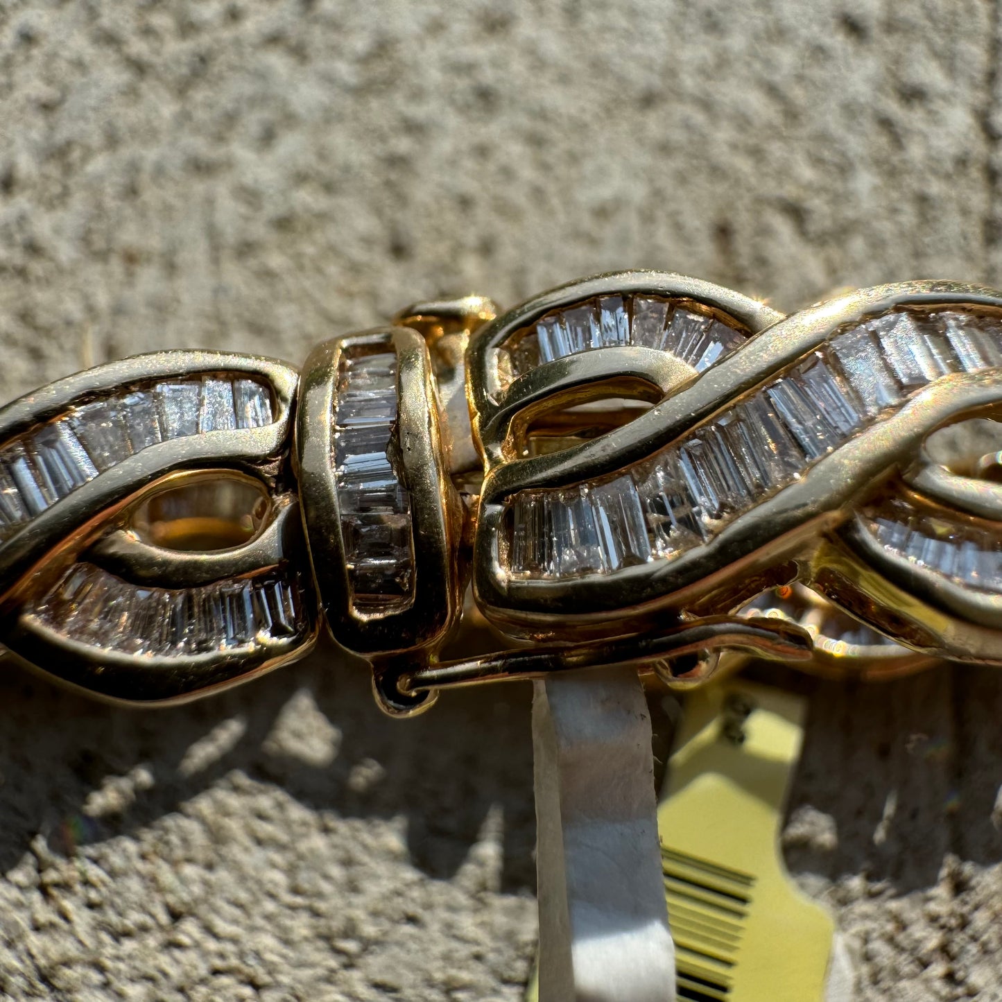 Brand New 4.0ctw Natural Baguette Diamond 14k Yellow Gold Infinity Link Bracelet (7.75”)