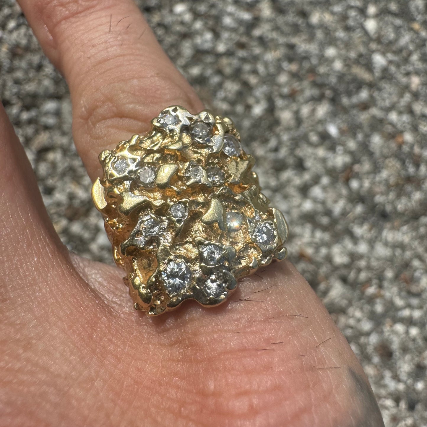 1970’s Solid 14k Yellow Gold .80ctw Natural Diamond Encrusted Brutalist Nugget Ring (6.25)