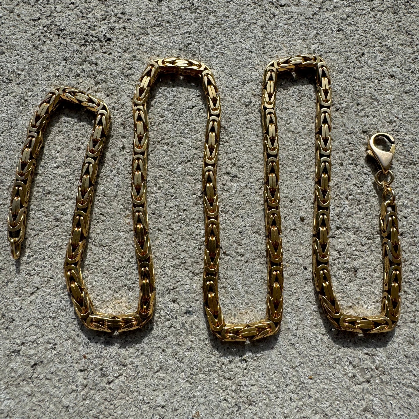 1990’s Solid 14k Italian Yellow Gold Heavyweight Byzantine Link Necklace (21.5”)