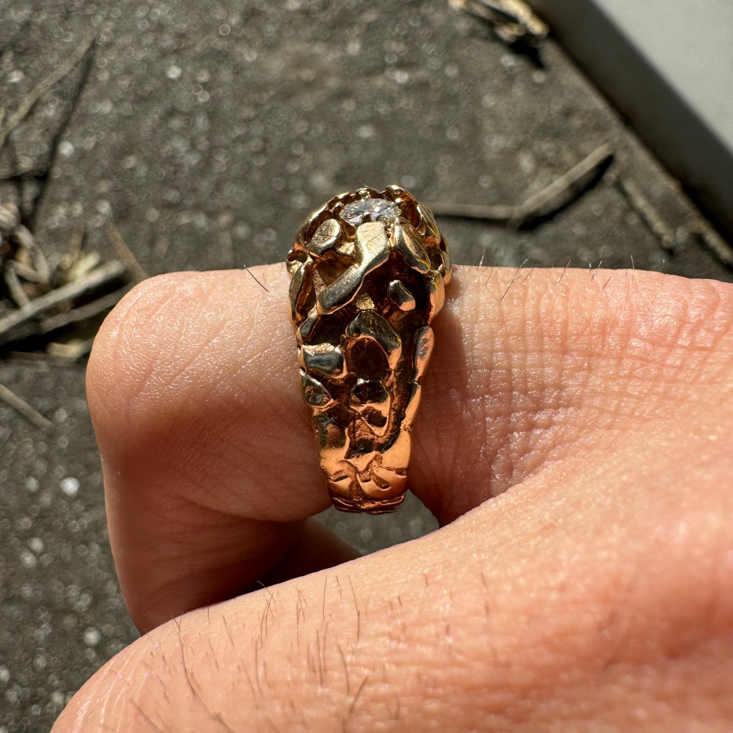 1970’s Solid 14k Yellow Gold .25ct Natural Diamond Brutalist Nugget Gypsy Ring (8)