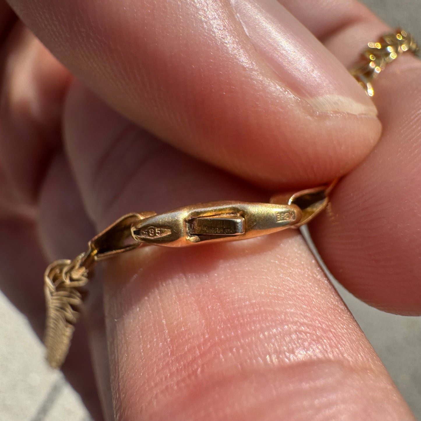 Vintage UnoAerre Solid 14k Yellow Gold Tigers Eye “Chanel Link” Necklace (24.5”)