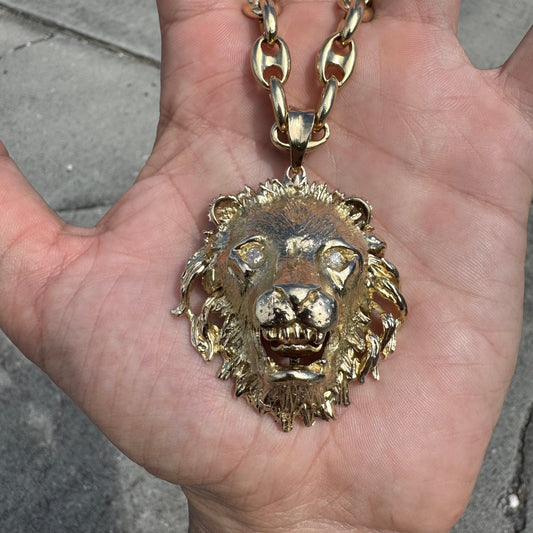 Vintage Solid 14k Yellow Gold Natural Diamond Large Heavyweight Lion Pendant