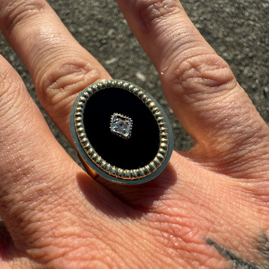 Vintage Solid 18k Yellow Gold Black Onyx Natural Solitaire Diamond Signet Ring (8.25)