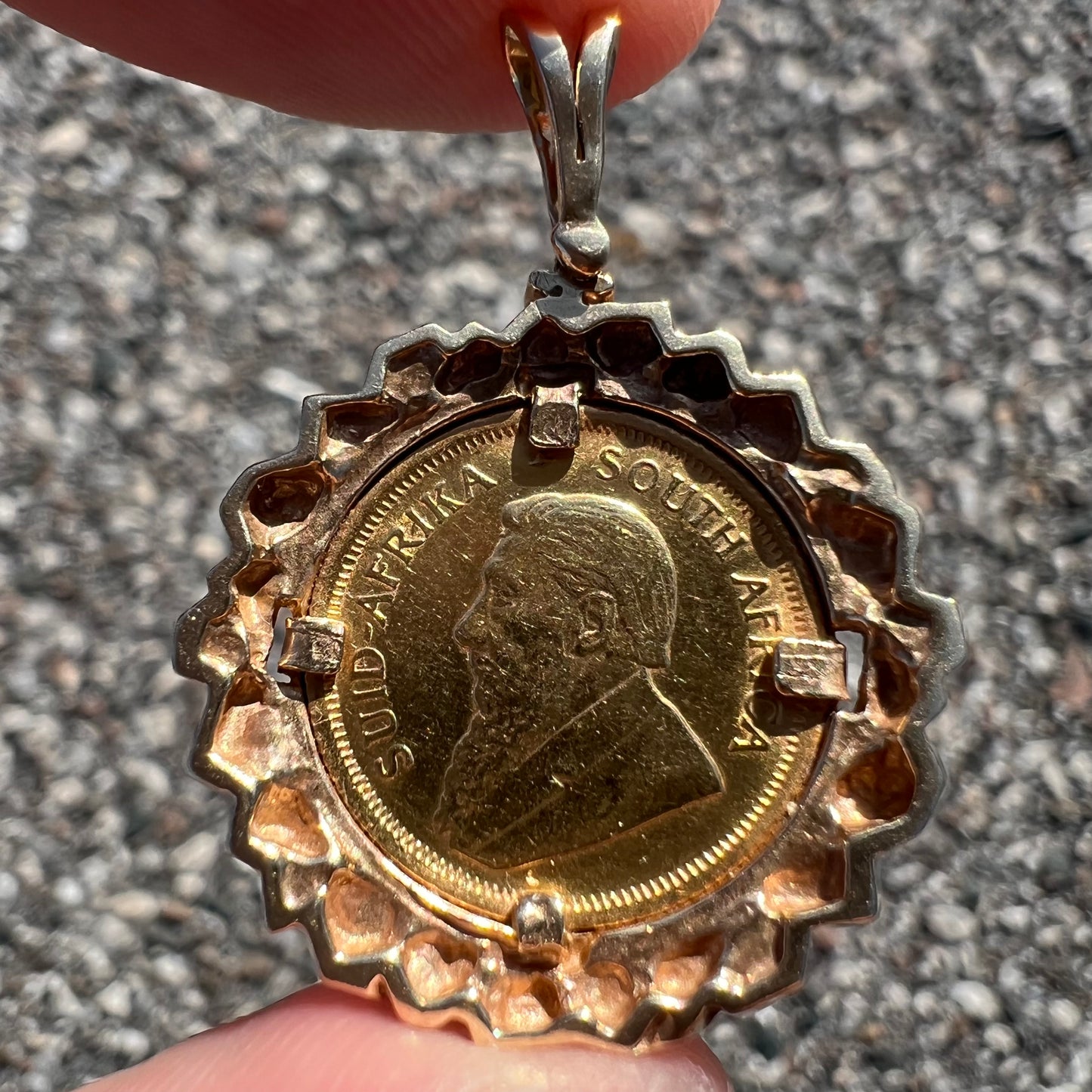 1983 South Africa 1/10 oZ Krugerrand Coin Nugget Pendant