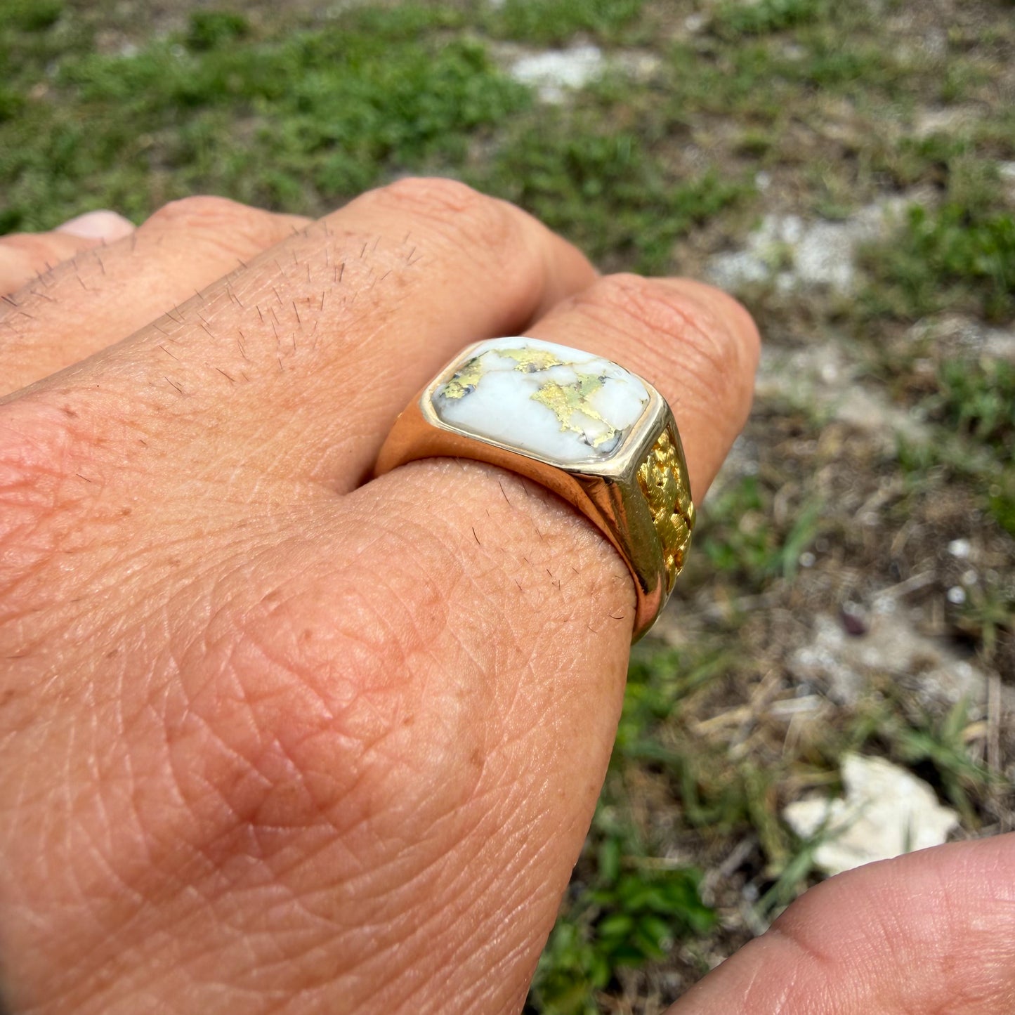 Vintage Solid 14k Yellow Gold Raw 22k Nugget Gold Bearing Quartz Signet Ring (10)