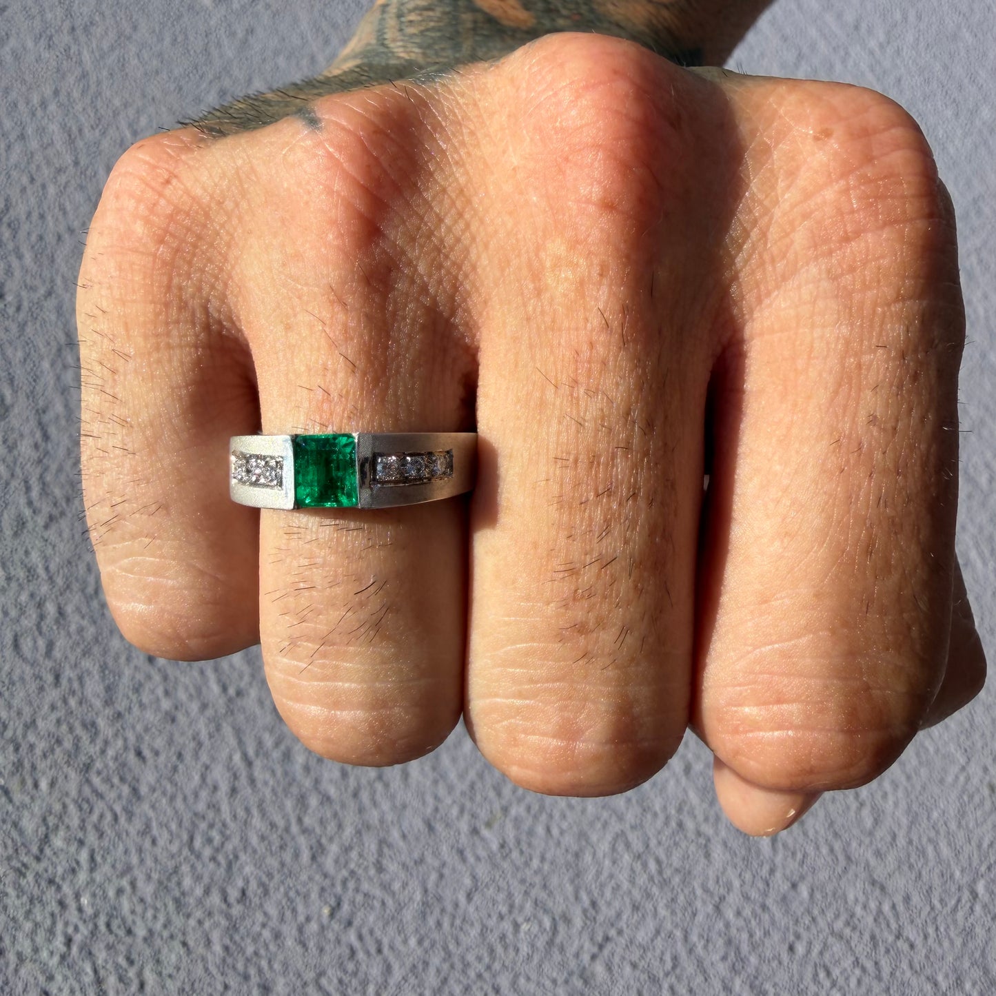 1980’s New Old Stock Solid 18k White Gold 1.25ctw Natural Columbian Emerald and VS Diamond Ring (8)