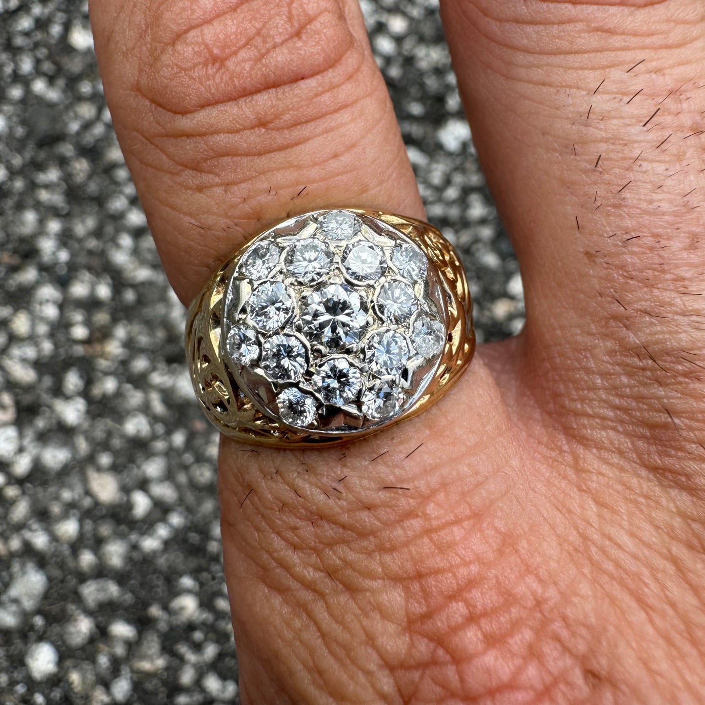 Vintage 14k Yellow Gold 1.5CTW VVS/VS Quality Mosaic Starburst Set Cluster Scroll Ring (9)