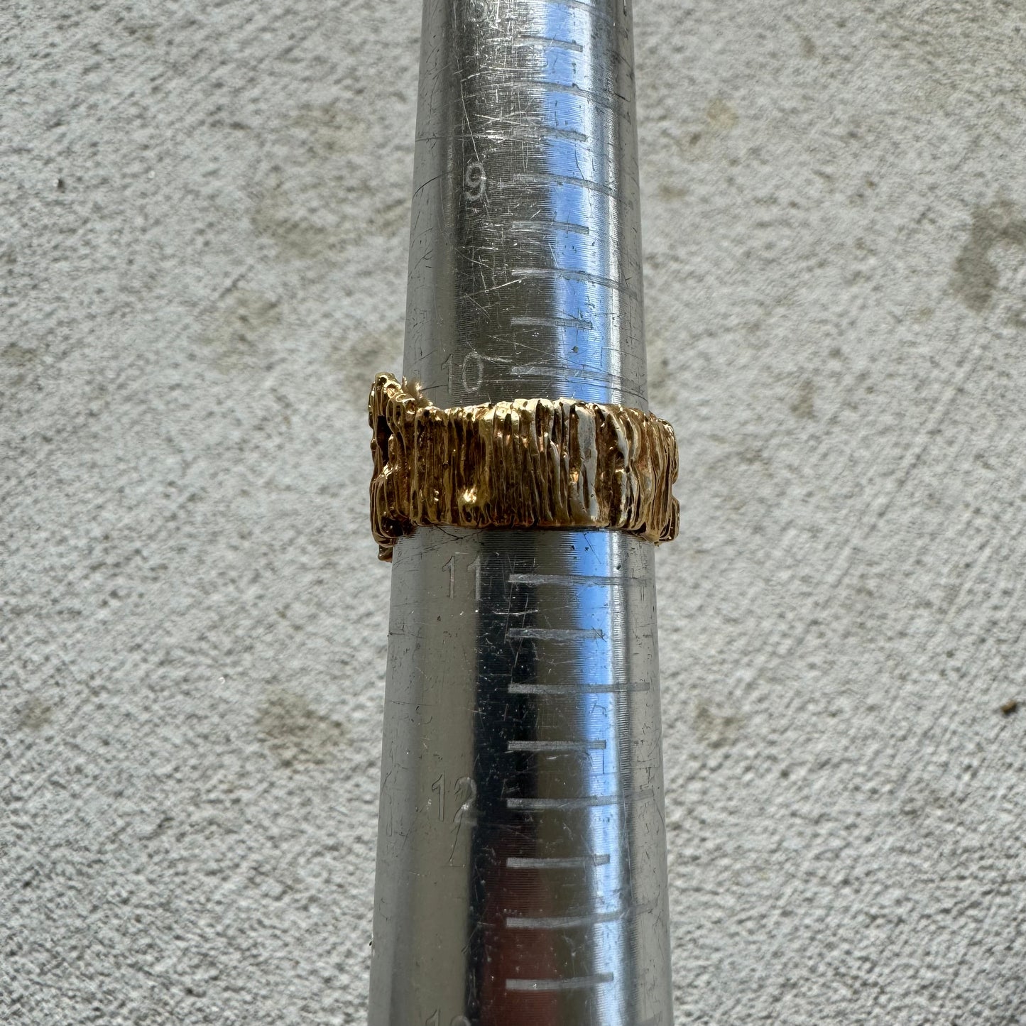 Vintage Solid 14k Yellow Gold Designer Made Heavyweight .50CTW Natural Diamond Cluster Brutalist Ring (10.5)