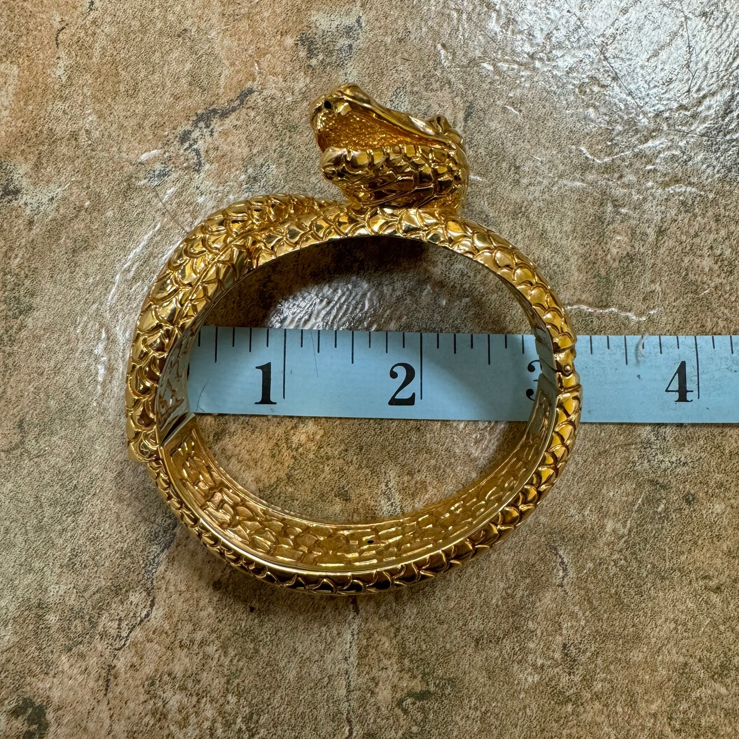 Vintage 14k Yellow Italian Gold Large Menacing Snake Bracelet (7”-8”)