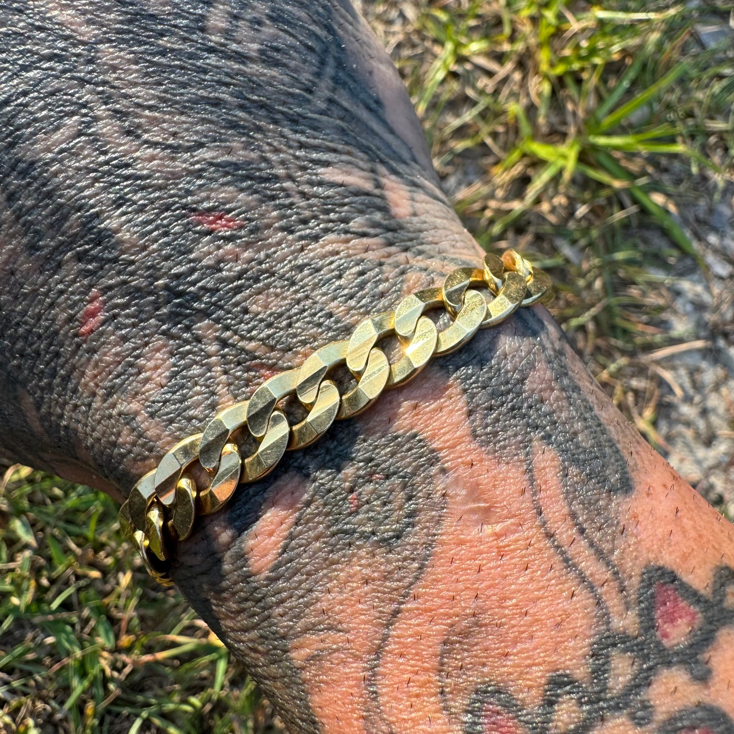 Vintage Solid 14k Yellow Italian Gold Beveled Edge Cuban Link Bracelet (8.5”)