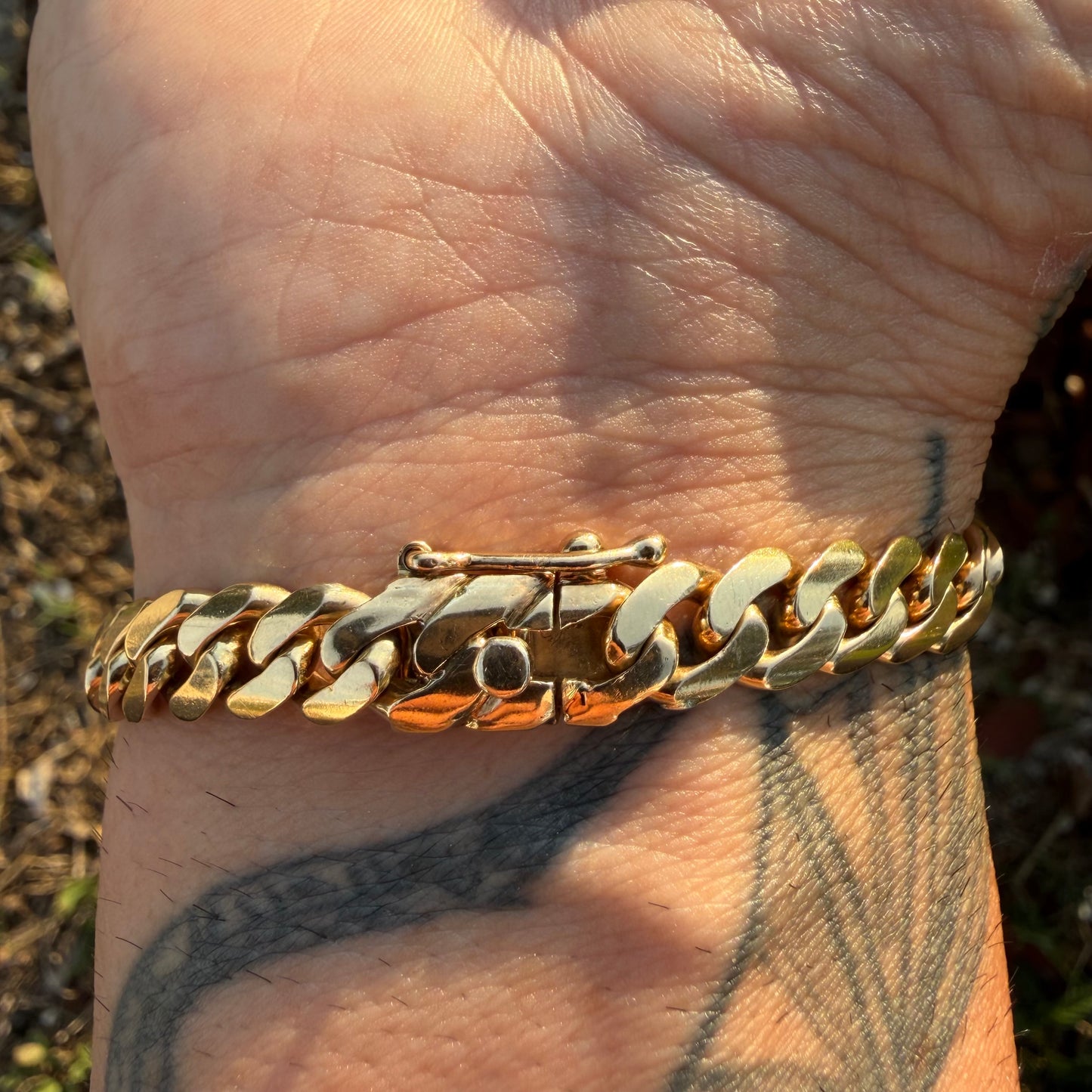 Vintage Solid 18k Yellow Gold Classic Cuban Link Bracelet  (7.5”)