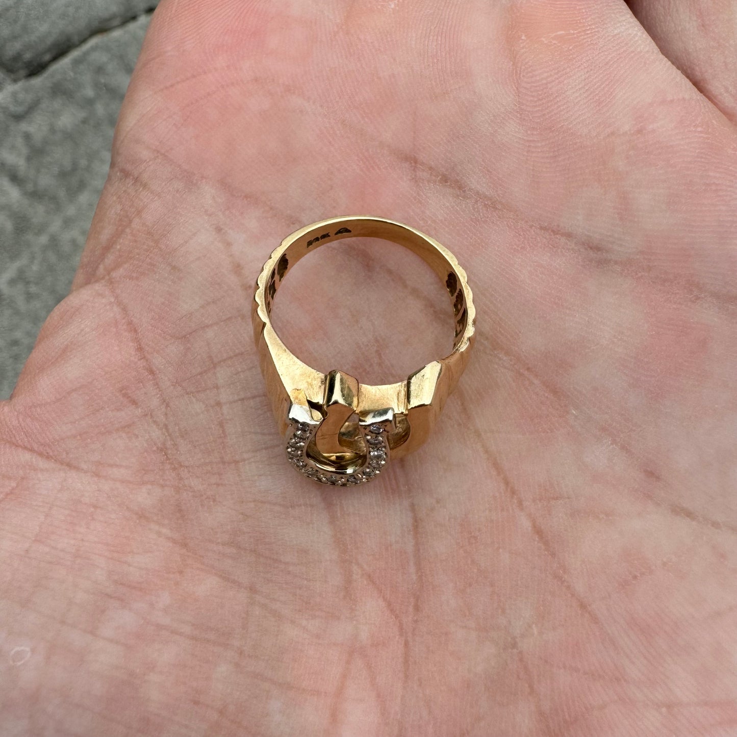 Vintage 14k Gold Natural Diamond Encrusted Lucky Double Horseshoe Ring (7.25)
