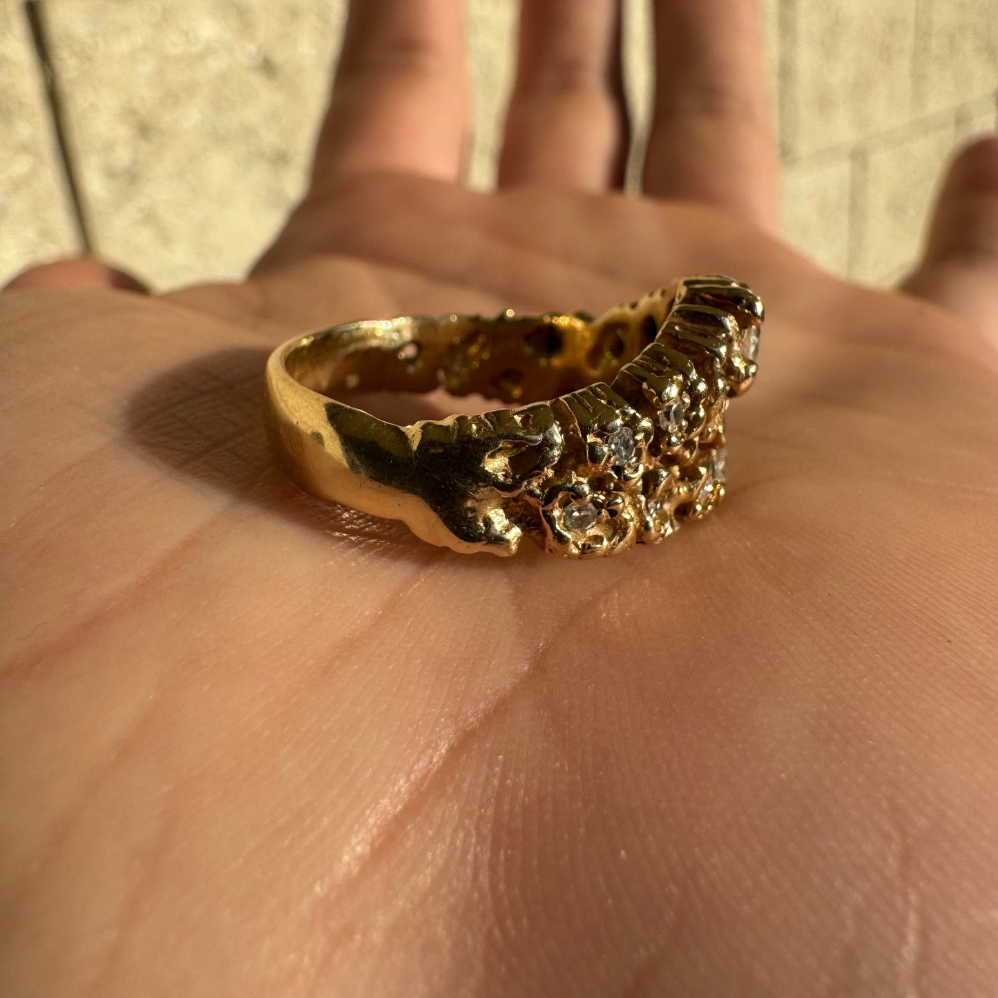 Vintage Solid 14k Yellow Gold .90CTW Natural Diamond Brutalist Nugget Cluster Ring (7.5)