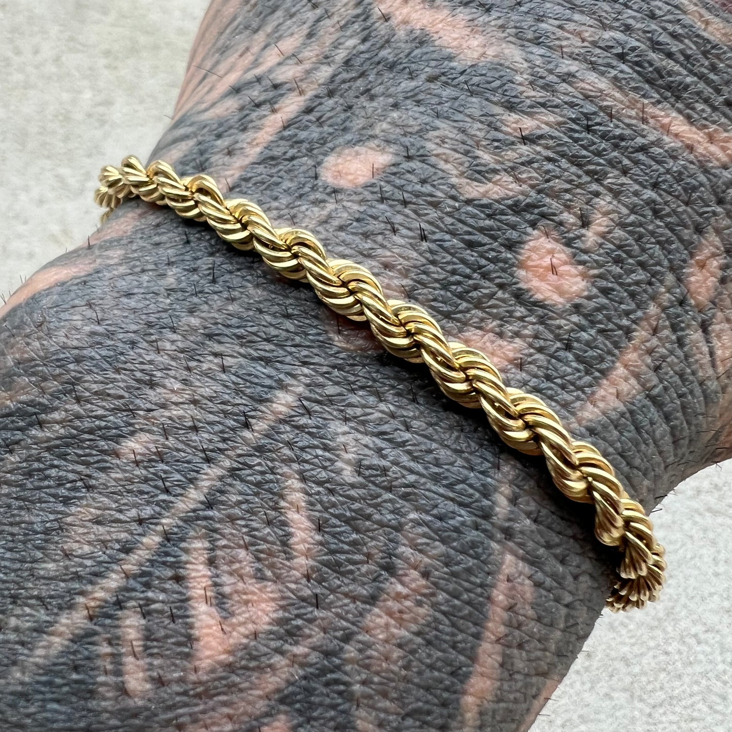 Vintage Solid 14k Yellow Gold Chunky Rope Bracelet (8.25”)