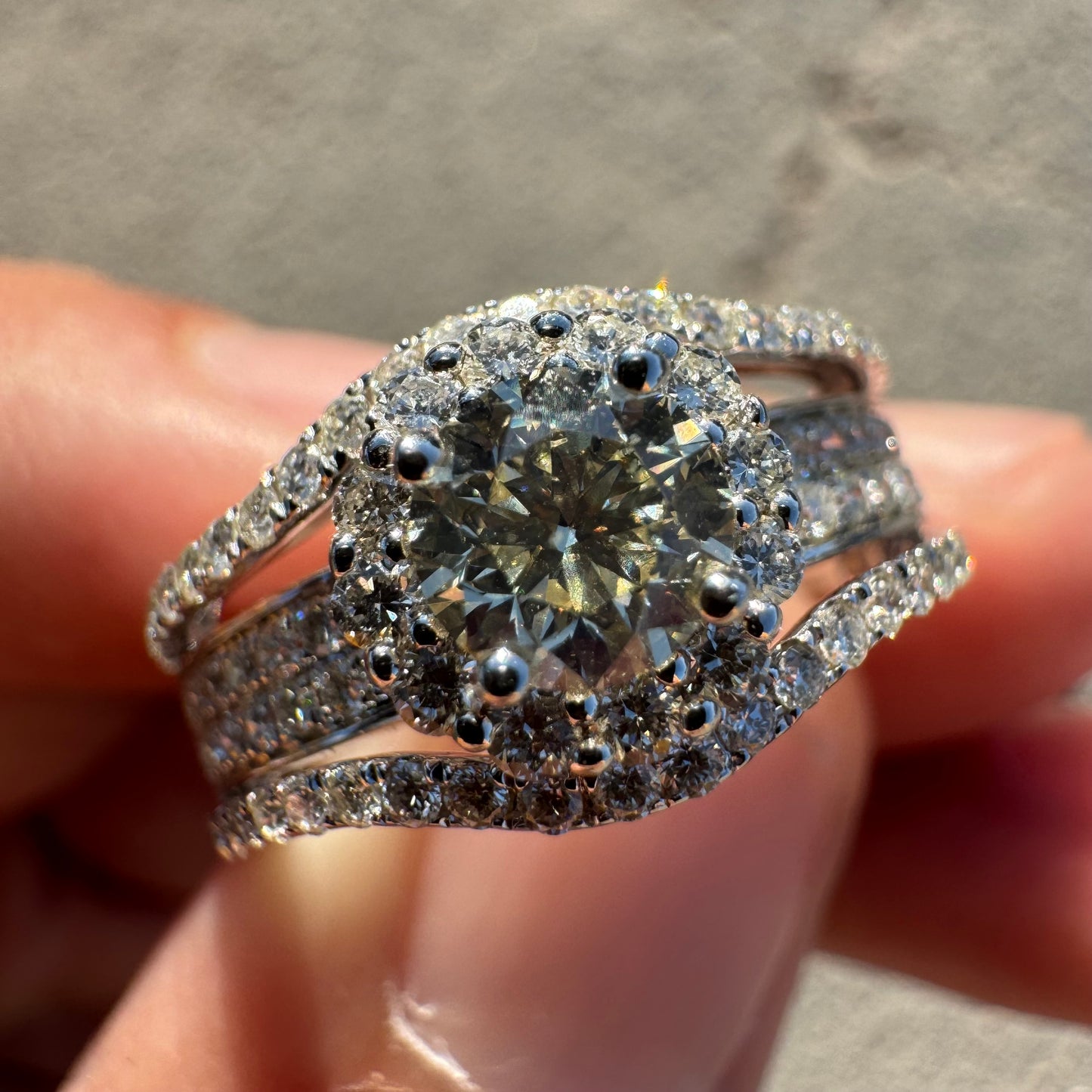 Brand New 14k White Gold 1.67CTW Natural VS Faint Yellow Round Brilliant Cut Diamond Halo Ring (8)