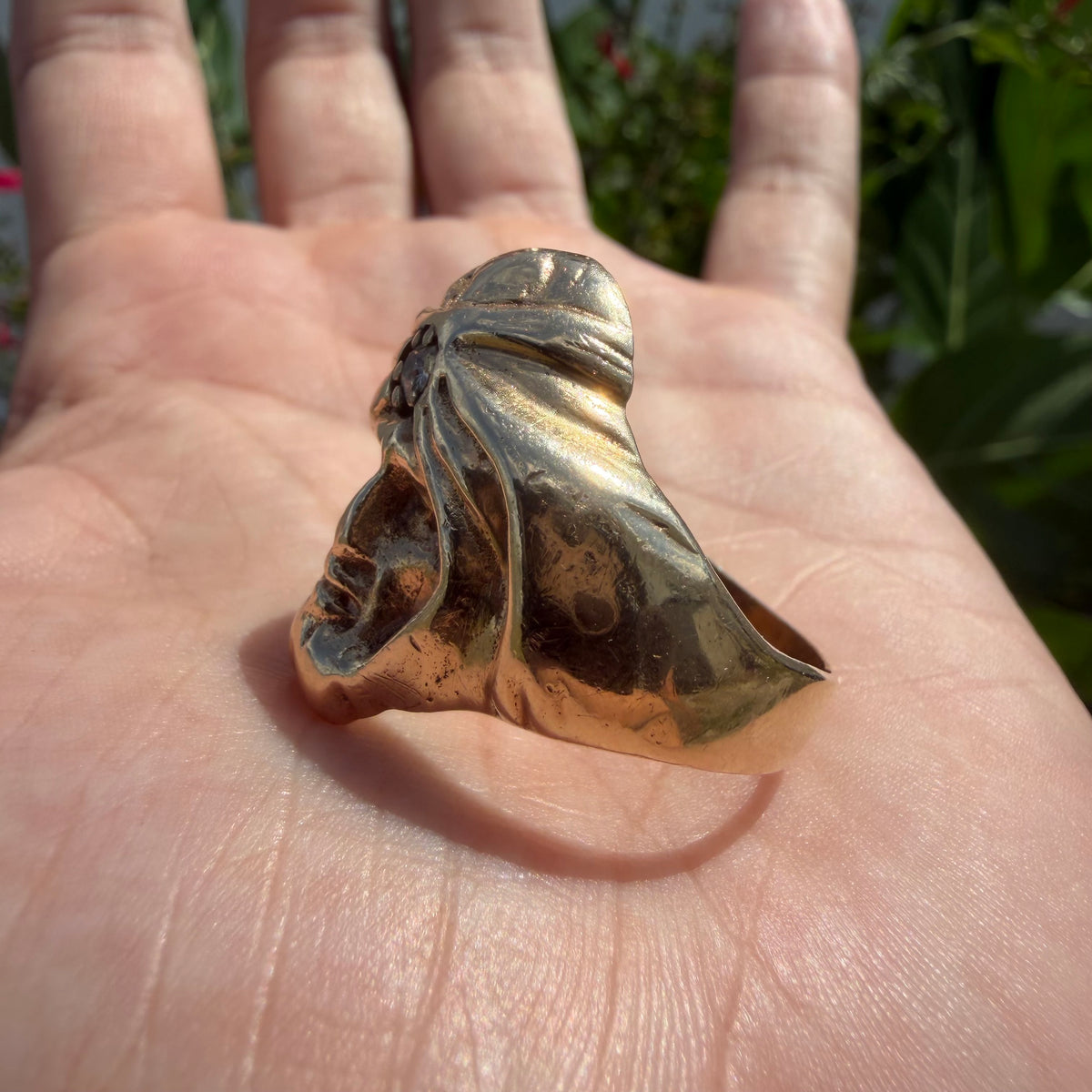 Mid-Century Solid 14k Yellow Gold Natural Diamond Heavyweight Soothsayer Ring (13)