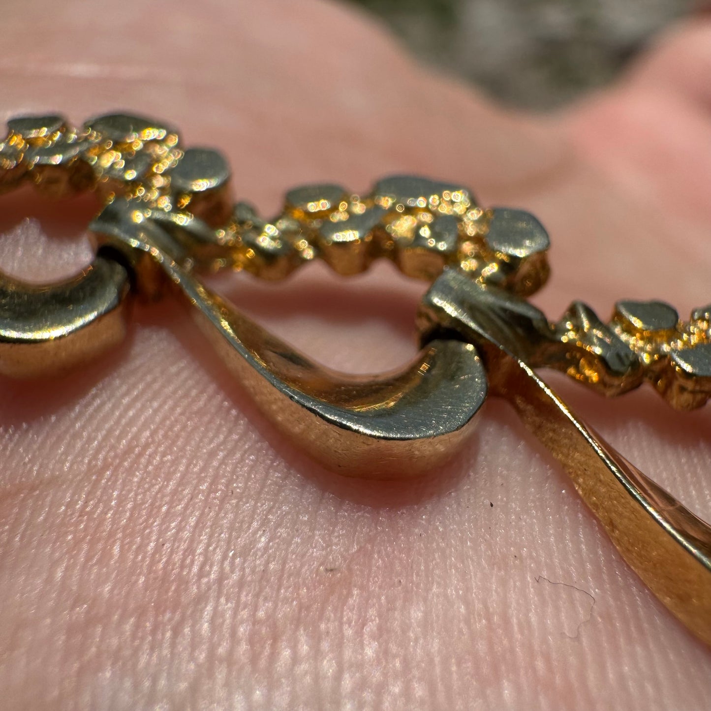 1970’s Solid 14k Yellow Gold Heavyweight Nugget Heart Link Bracelet (6.75”)