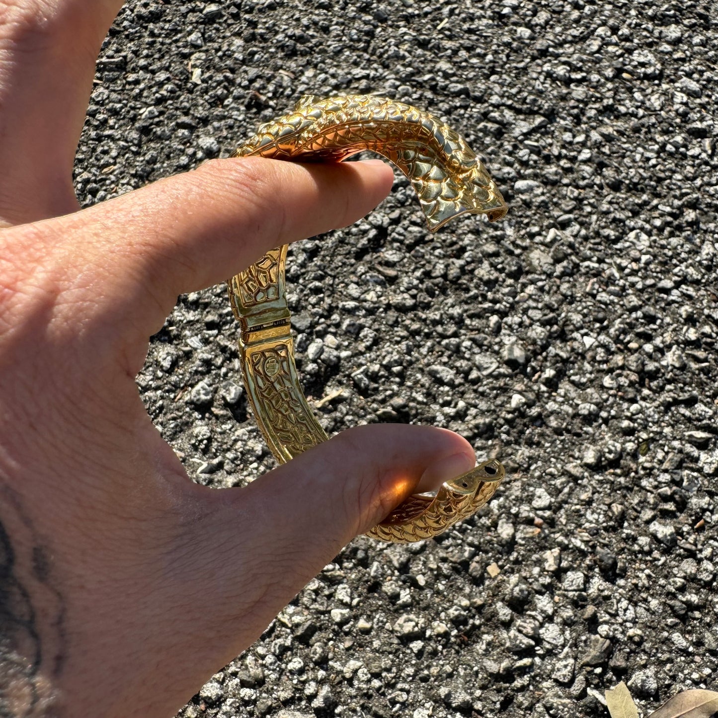Vintage 14k Yellow Italian Gold Large Menacing Snake Bracelet (7”-8”)
