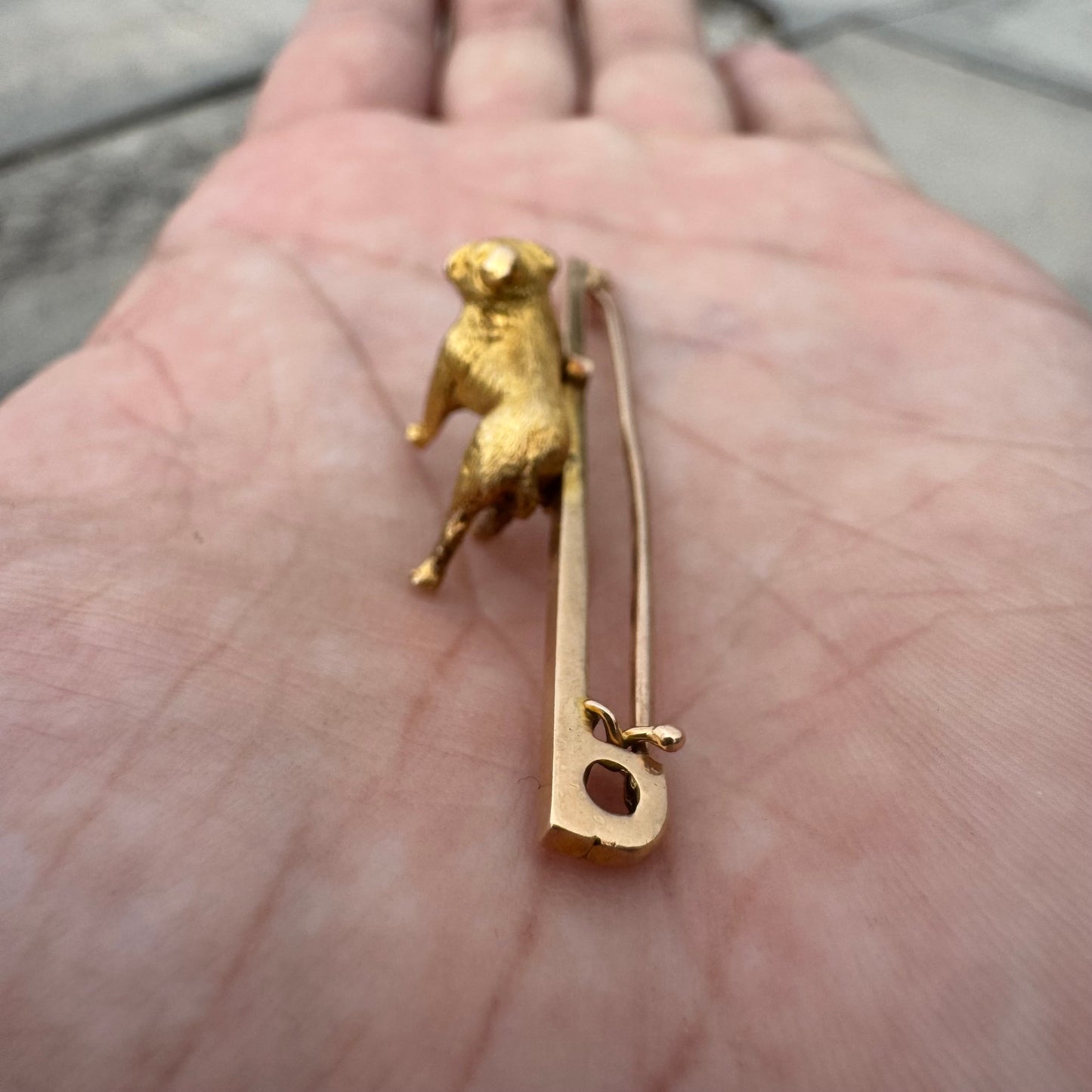 Victorian 15ct Solid Yellow Gold English Bulldog Brooch