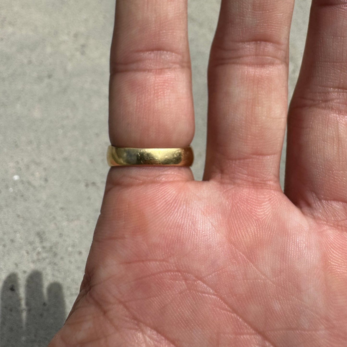Pre-1950 Solid 18k Italian Yellow Gold .75ctw Natural Diamond And Ruby Trilogy Donut Ring (9)