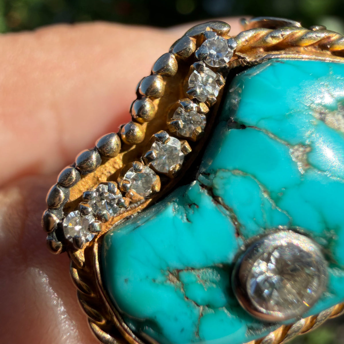Vintage Handcrafted Solid 14k Yellow Gold Natural Diamond Set Turquoise Ring (8)