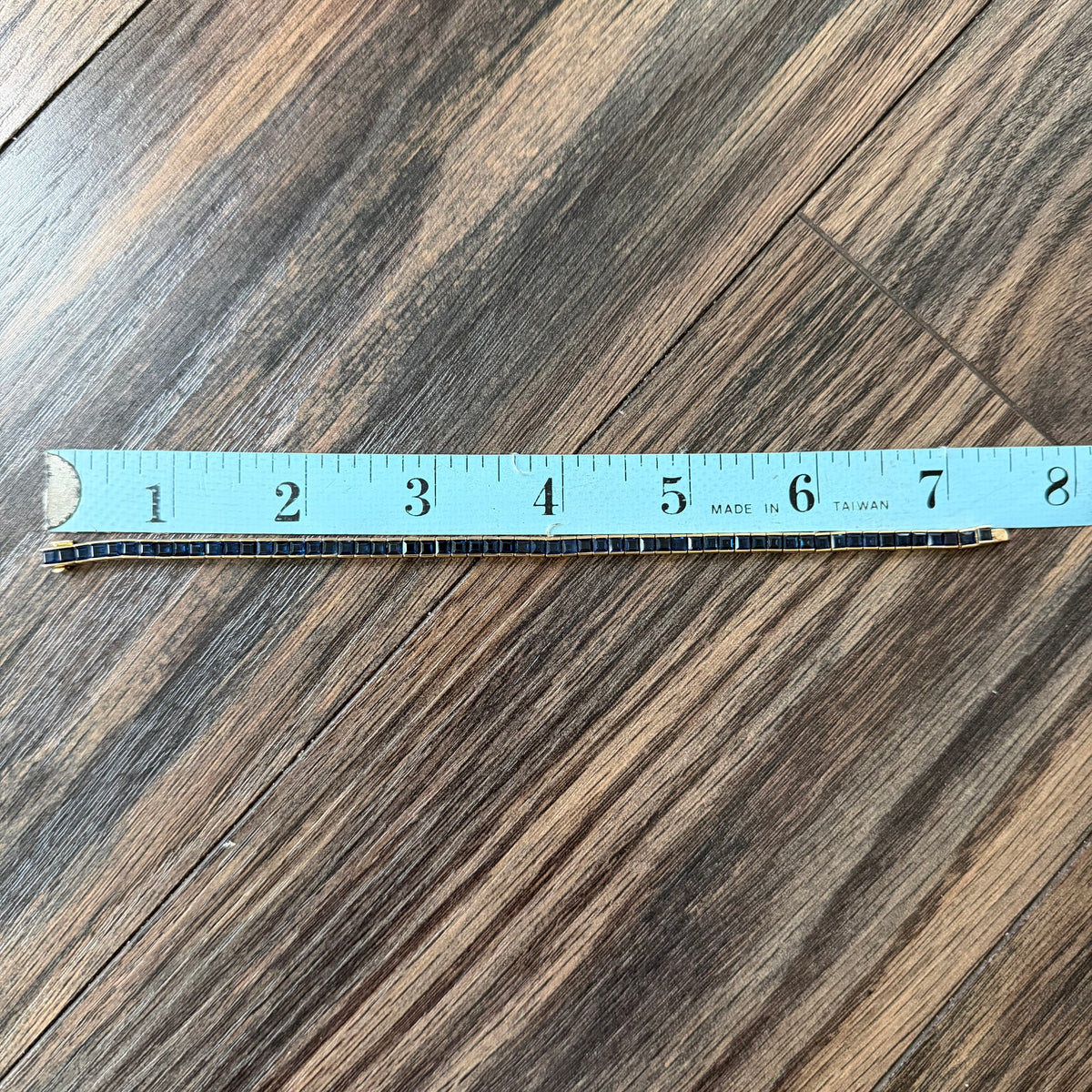 1930’s/40’s Solid 18k Yellow Gold 6.0ctw Carré Cut Natural Blue Sapphire Tennis Bracelet By Louis J. Meyer Inc. (7.25”)
