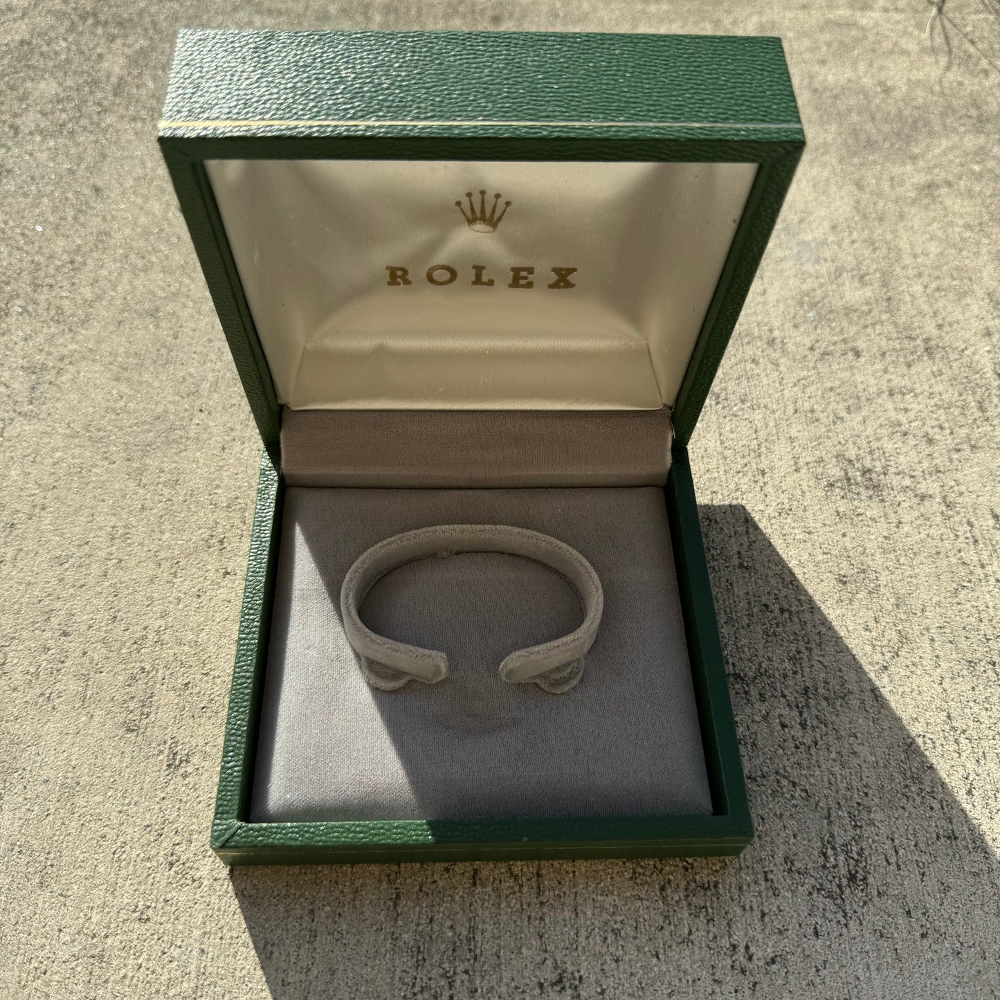 1966 Rolex Oyster Perpetual Date Ref. 1503 Florentine Finish 14k Gold (7.5”/34mm)