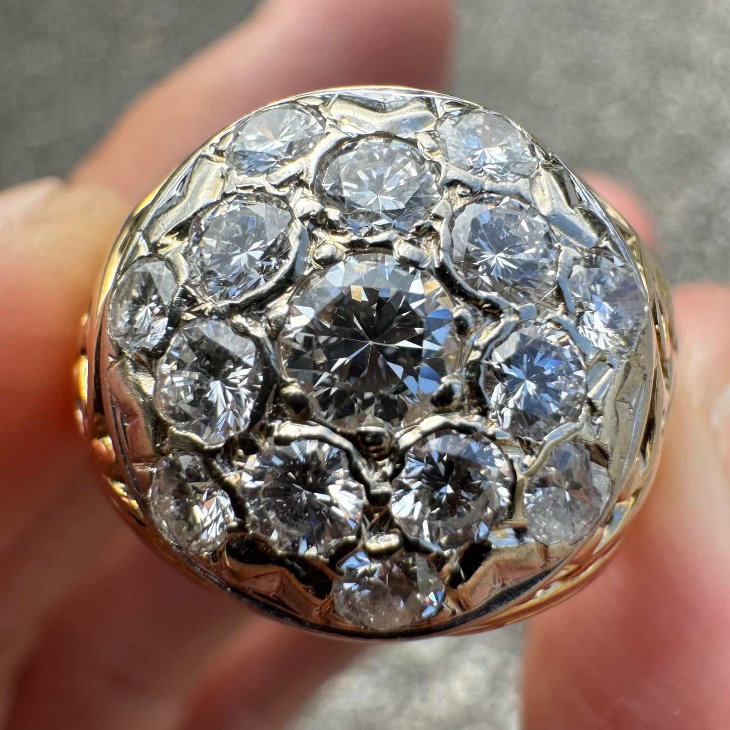 Vintage 14k Yellow Gold 1.5CTW VVS/VS Quality Mosaic Starburst Set Cluster Scroll Ring (9)